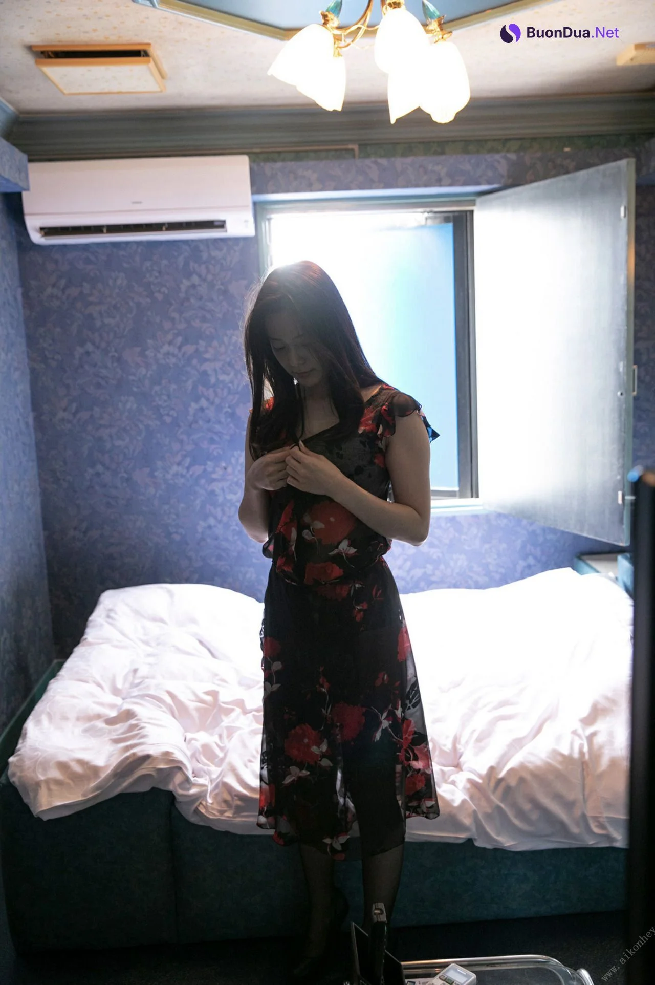Nene Yoshitaka 吉高寧々, 週刊ポストデジタル写真集 「Love Hotel」 Set.01 - Photo 7