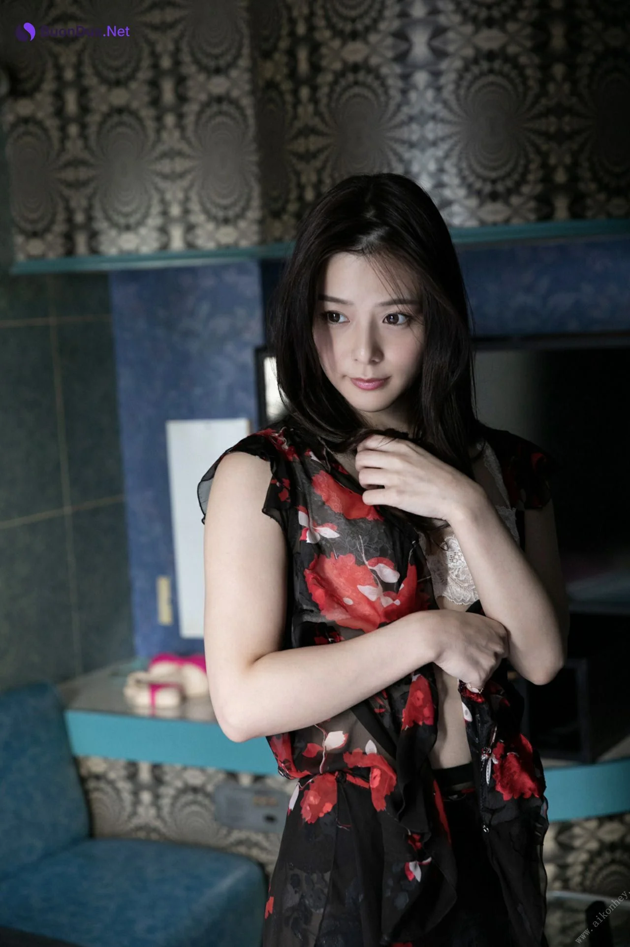 Nene Yoshitaka 吉高寧々, 週刊ポストデジタル写真集 「Love Hotel」 Set.01 - Photo 8