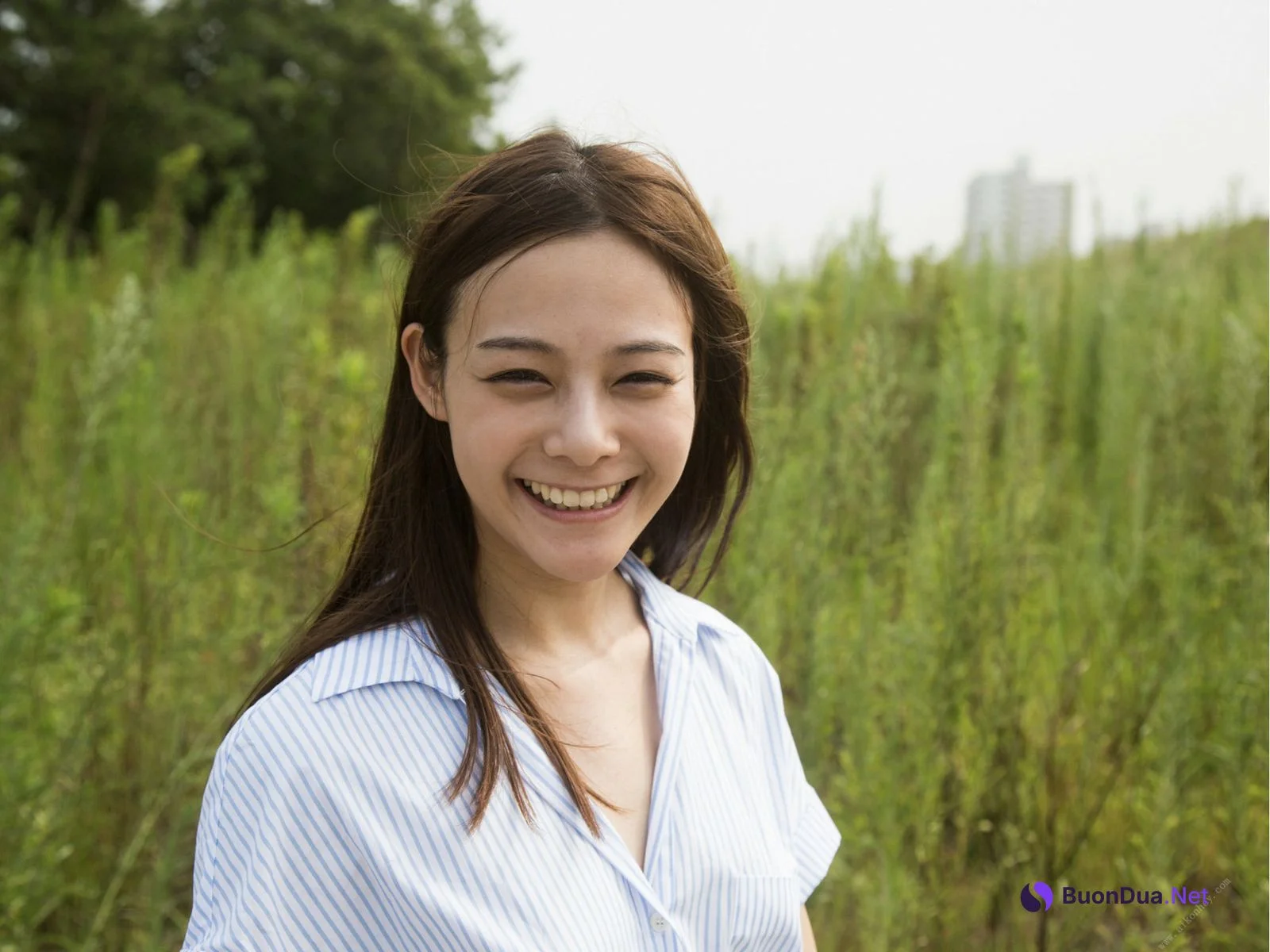 Nene Yoshitaka 吉高寧々, 週刊ポストデジタル写真集 夏の海でキミに逢えたら Set.01 - Photo 4