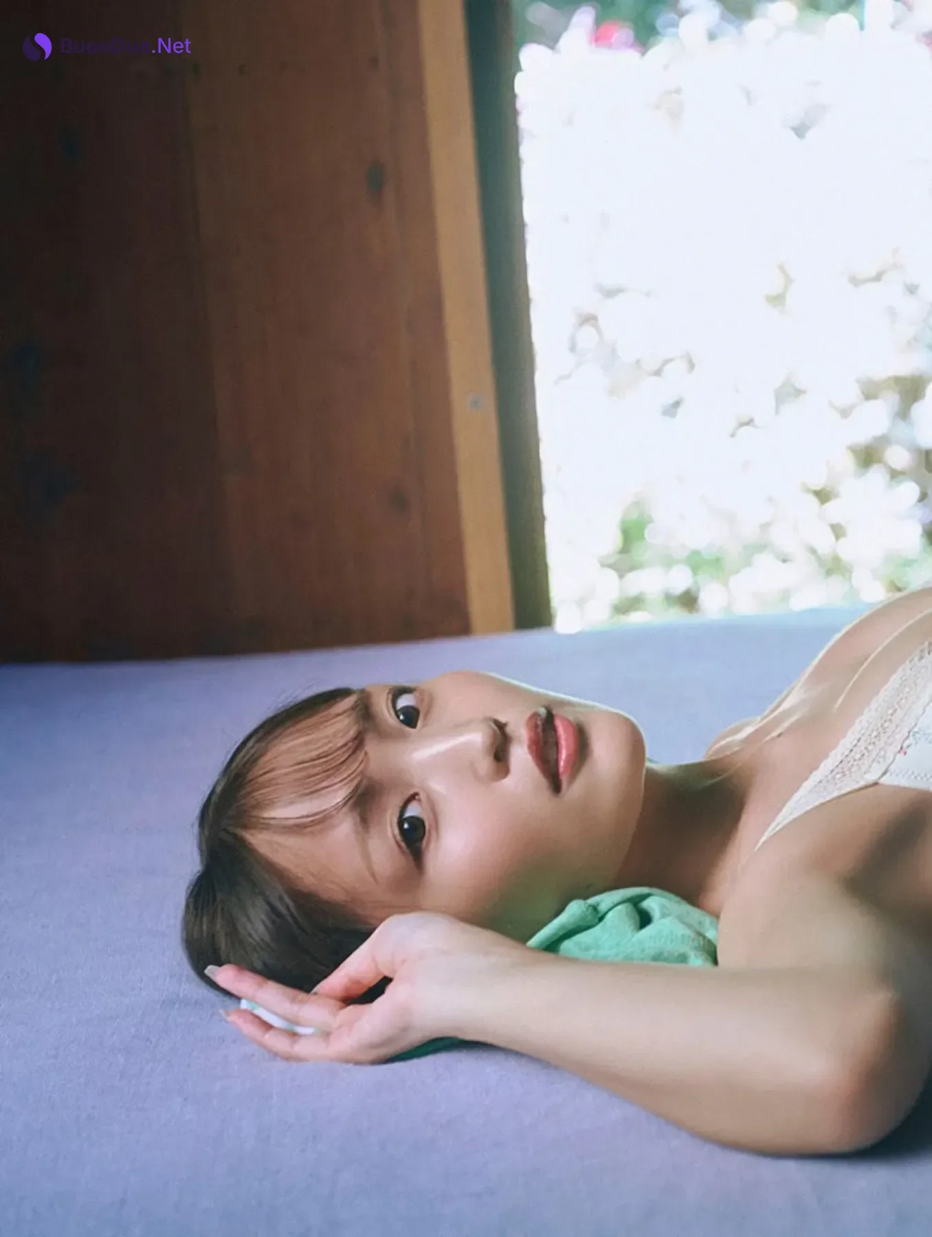 NEO ねお, 写真集 2025 Autumn Season Girl 「青にとける」 - Photo 16