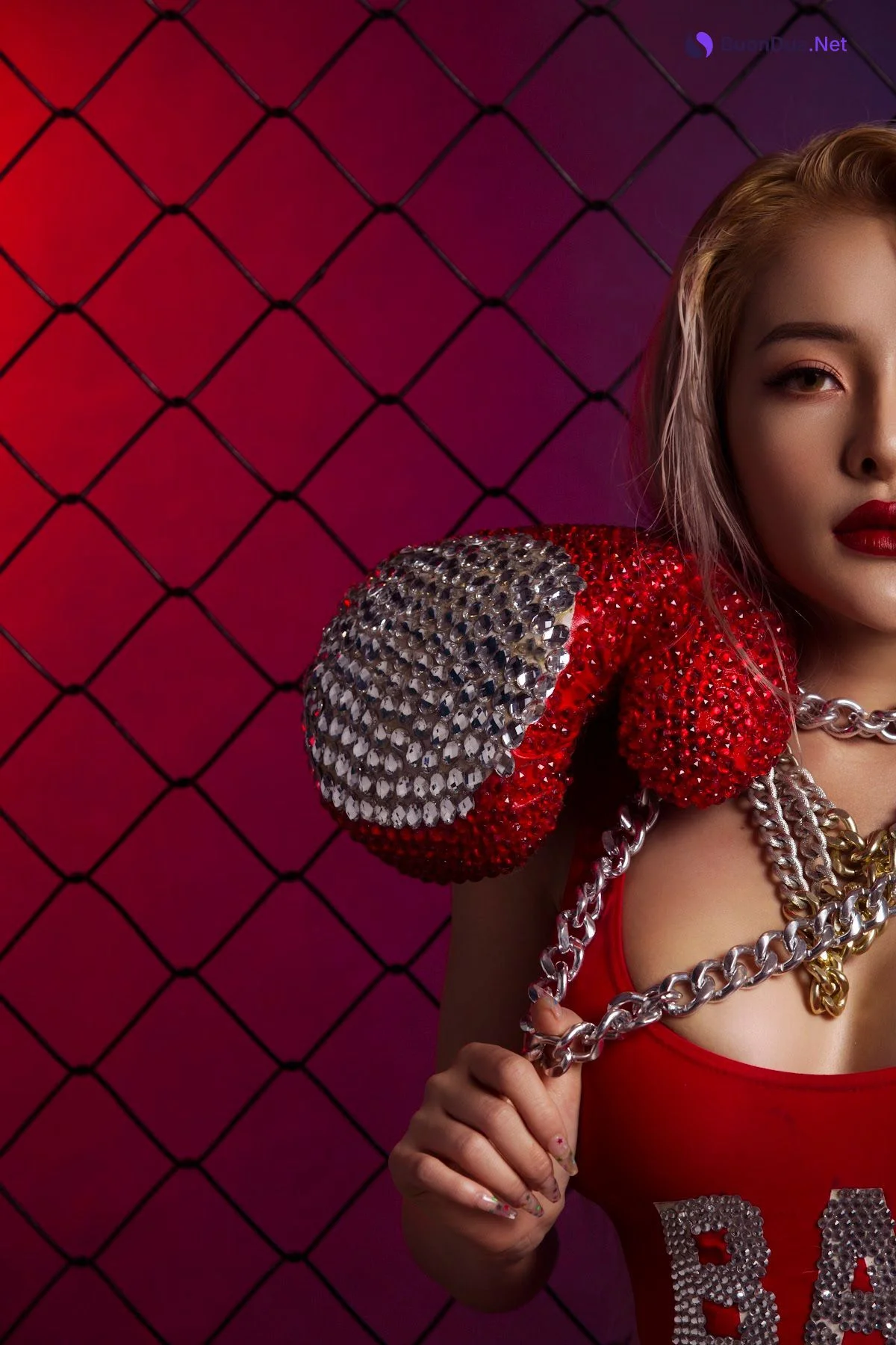 Ngan98 – Boxing Girl vs Candy Girl - Photo 2
