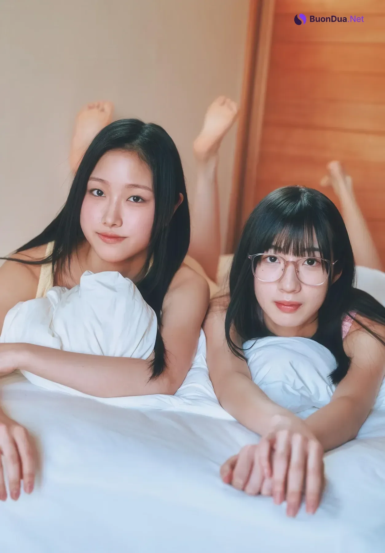 Niina Hayashi 林仁愛, Akari Endo 遠藤彩加里, Shonen Sunday 2026 No.15 (週刊少年サンデー 2026年15号) - Photo 10