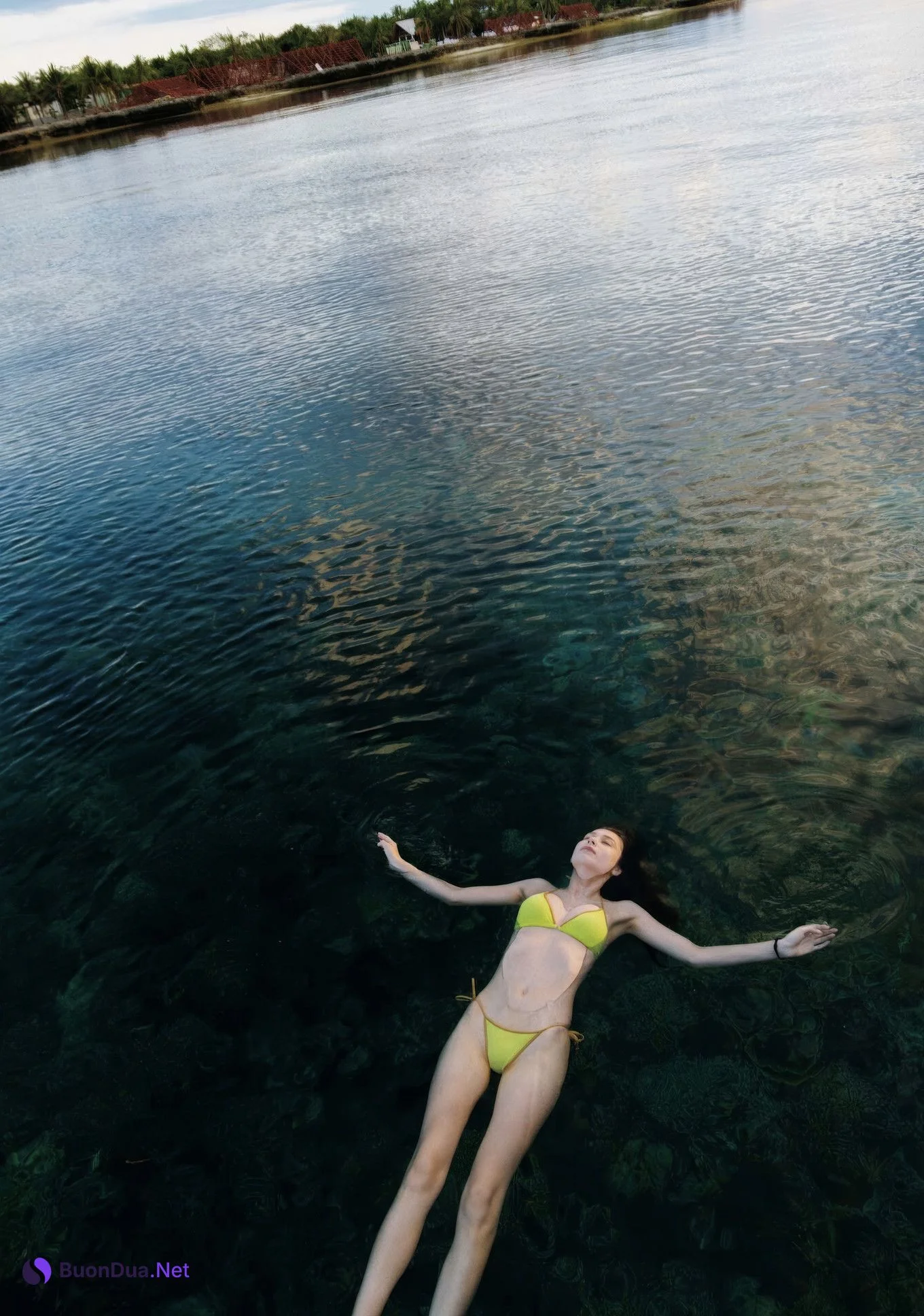 NIKI 仁希, 写真集 『Slow Motion』 Set.01 - Photo 10