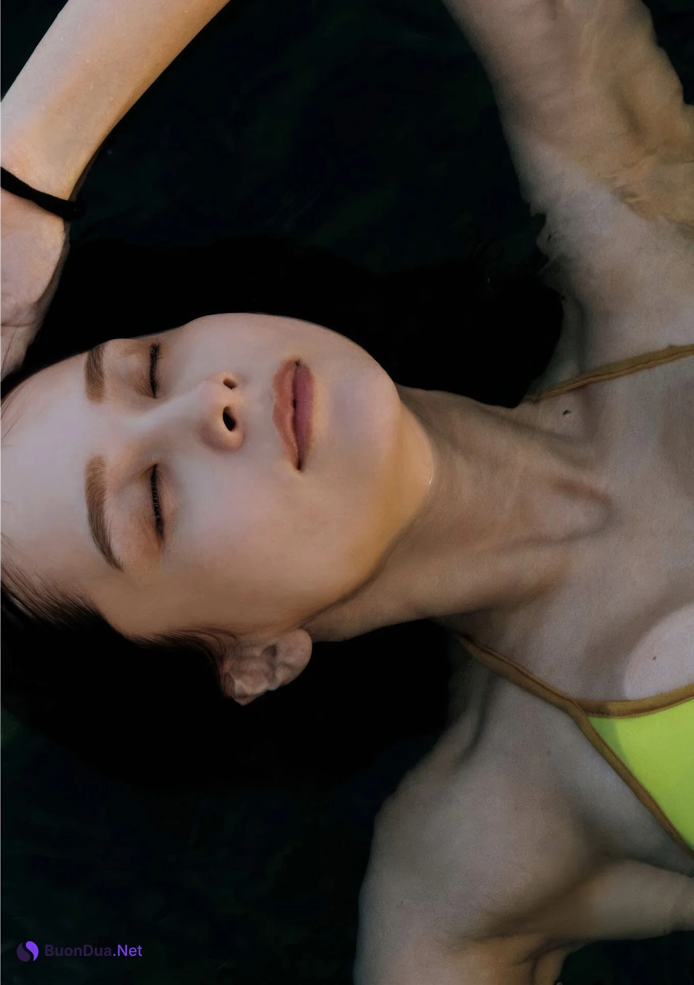 NIKI 仁希, 写真集 『Slow Motion』 Set.01 - Photo 12