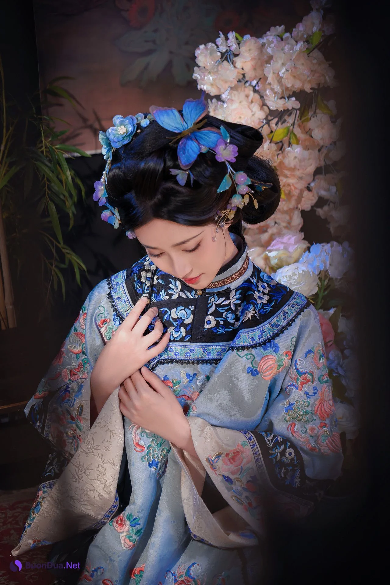 年年Nnian, 写真集 丝兰陵 - Photo 6