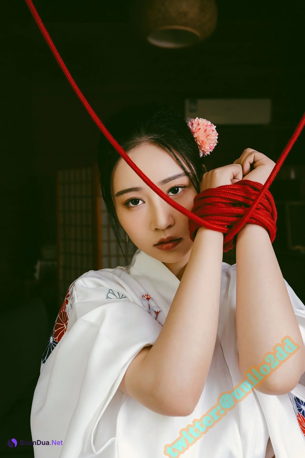 年年Nnian, 写真集 [A版]以爱之名 - Photo 16