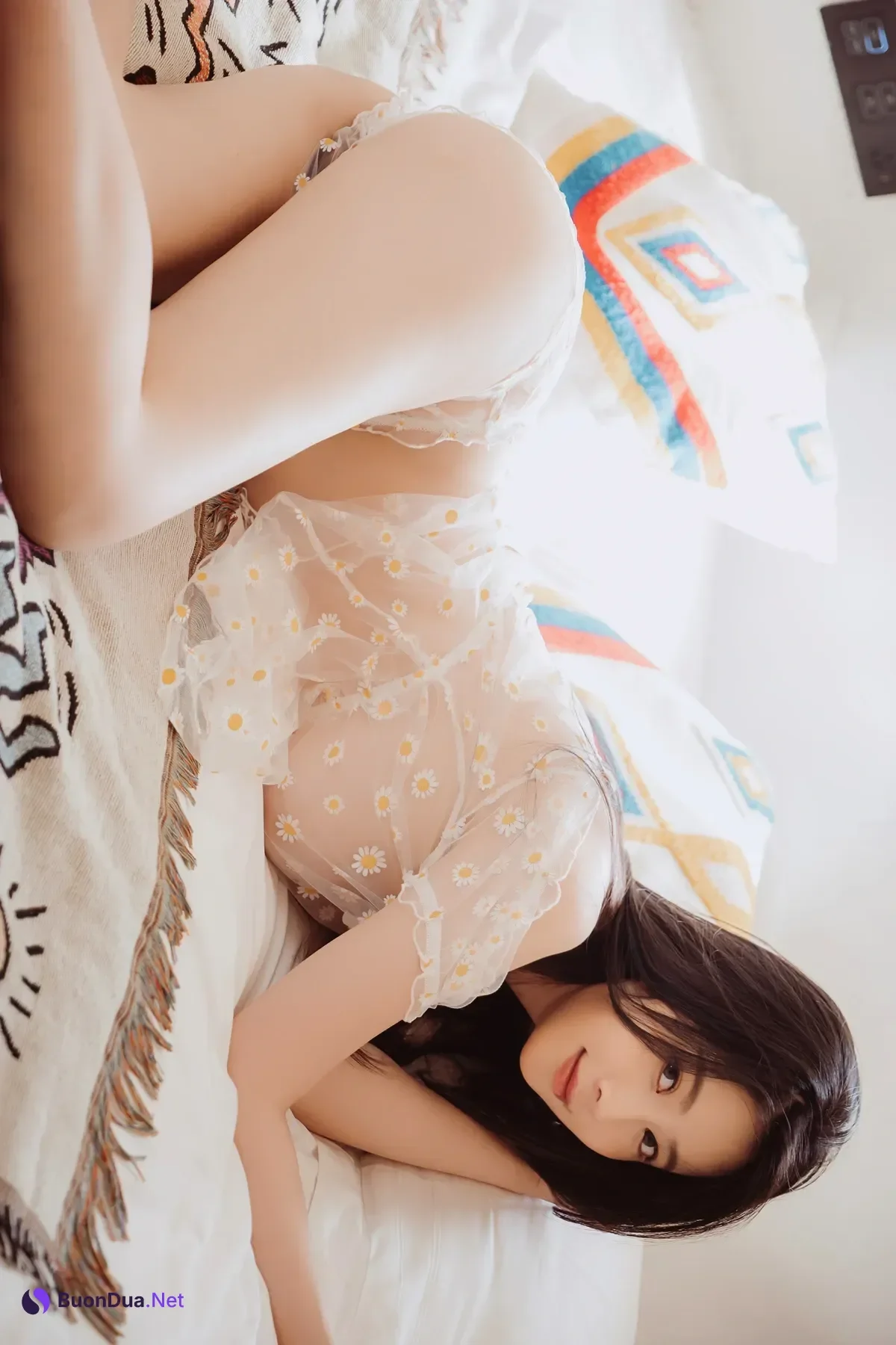 年年Nnian, 写真集 雏菊 - รูปภาพ 4