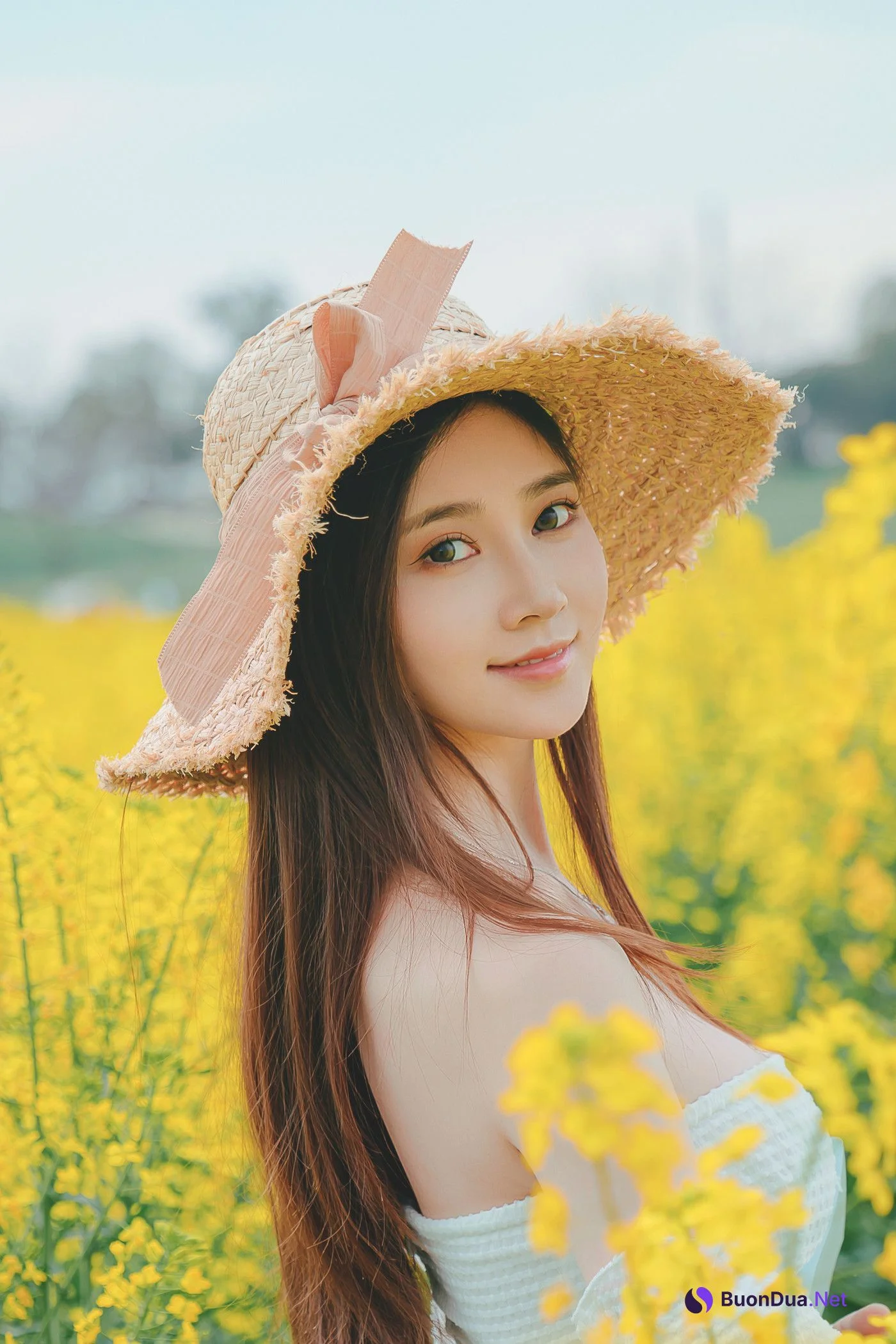 年年Nnian, 写真集 花野 Flower Garden - Photo 9