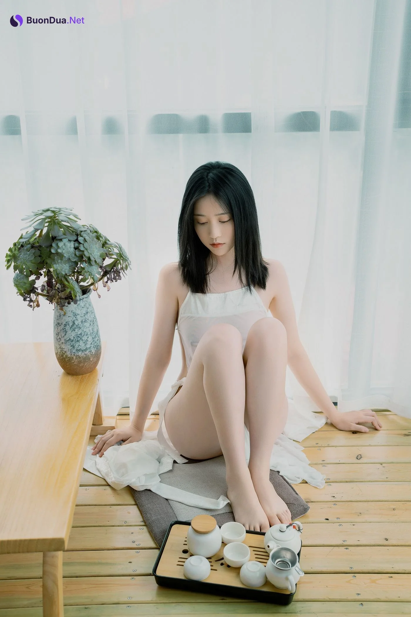 年年Nnian, 写真集 Meme Tea - 写真 3