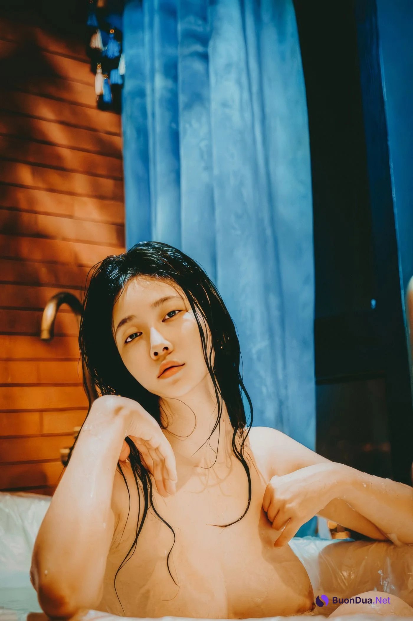 年年Nnian, 写真集 沐浴 Take a Bath - Photo 5