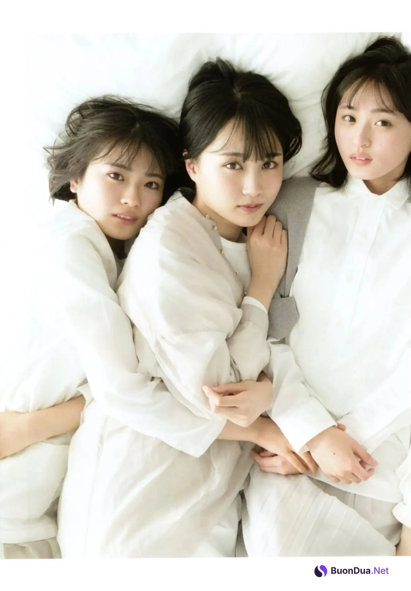 Nogizaka46 乃木坂46, B.L.T. 2021.03 (ビー・エル・ティー 2021年3月号) - Photo 3