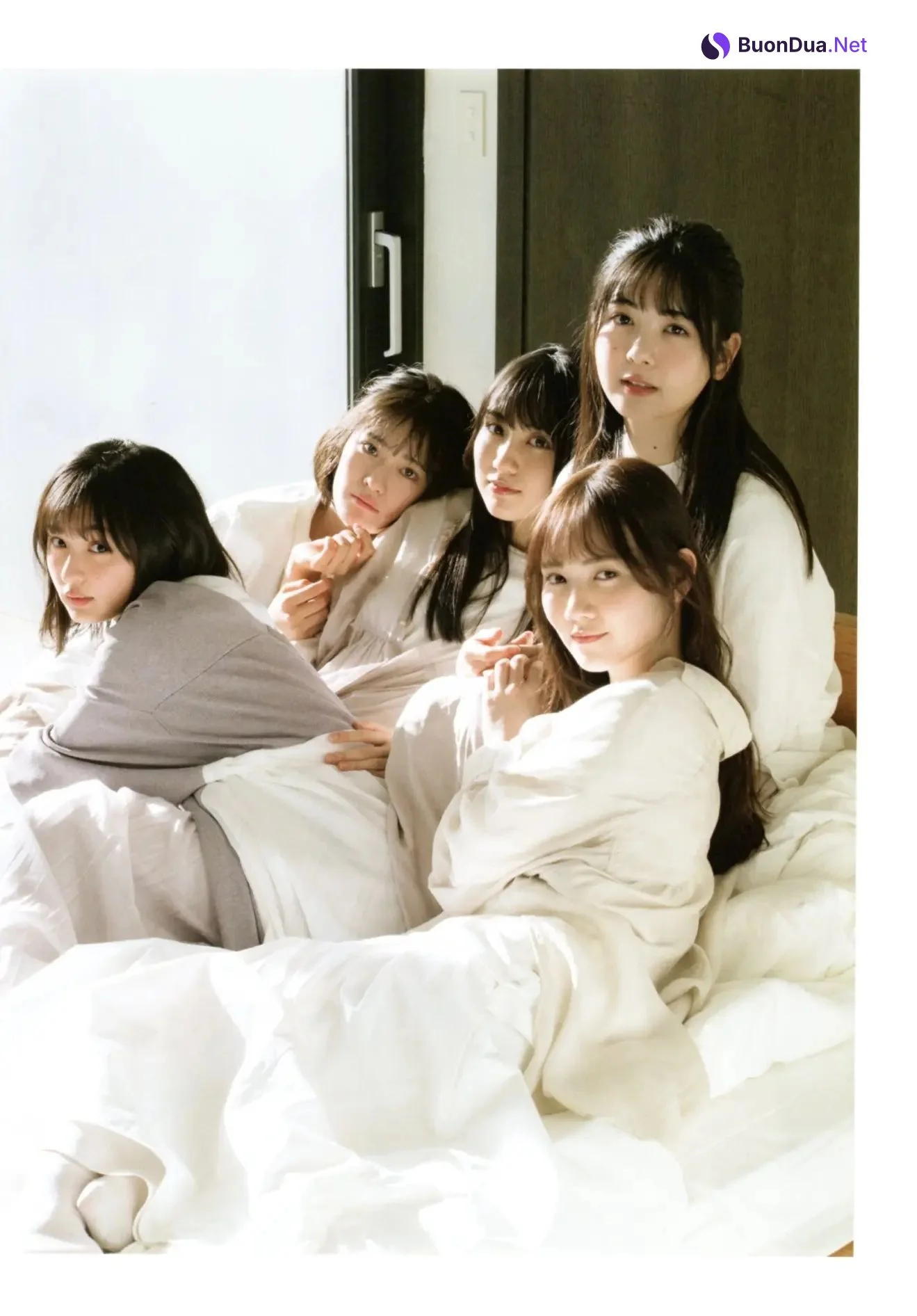 Nogizaka46 乃木坂46, B.L.T. 2021.03 (ビー・エル・ティー 2021年3月号) - Photo 8
