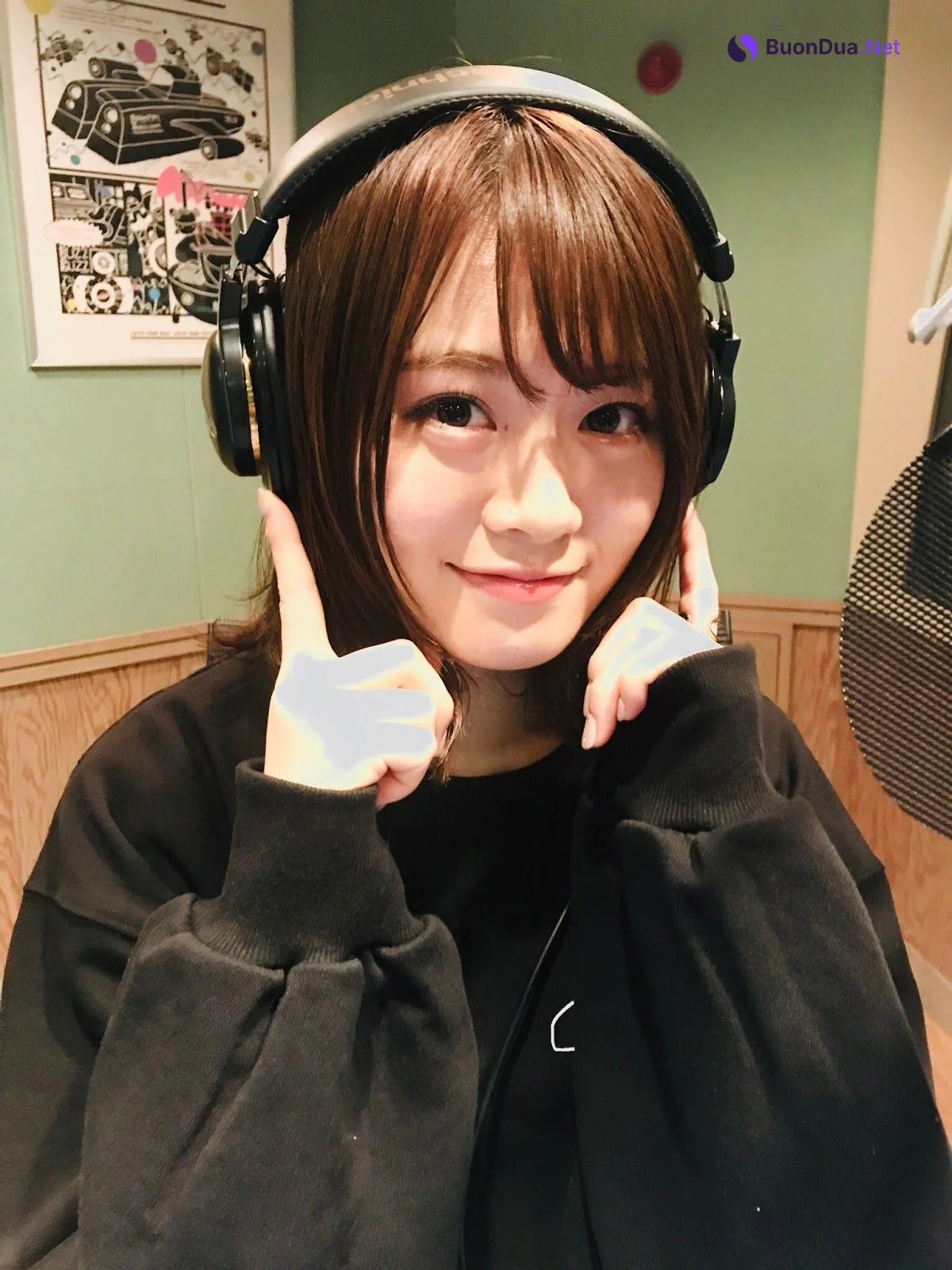 Nogizaka46 乃木坂46, BRODY 2019 No.08 (ブロディ 2019年8月号) - Photo 4