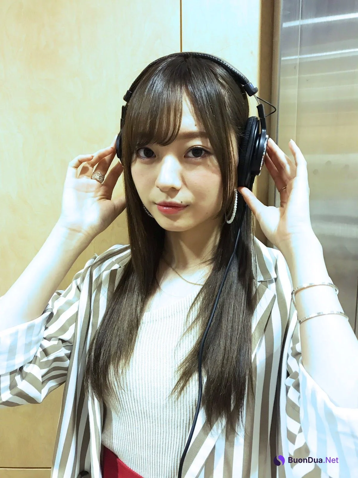 Nogizaka46 乃木坂46, BRODY 2019 No.08 (ブロディ 2019年8月号) - Photo 8