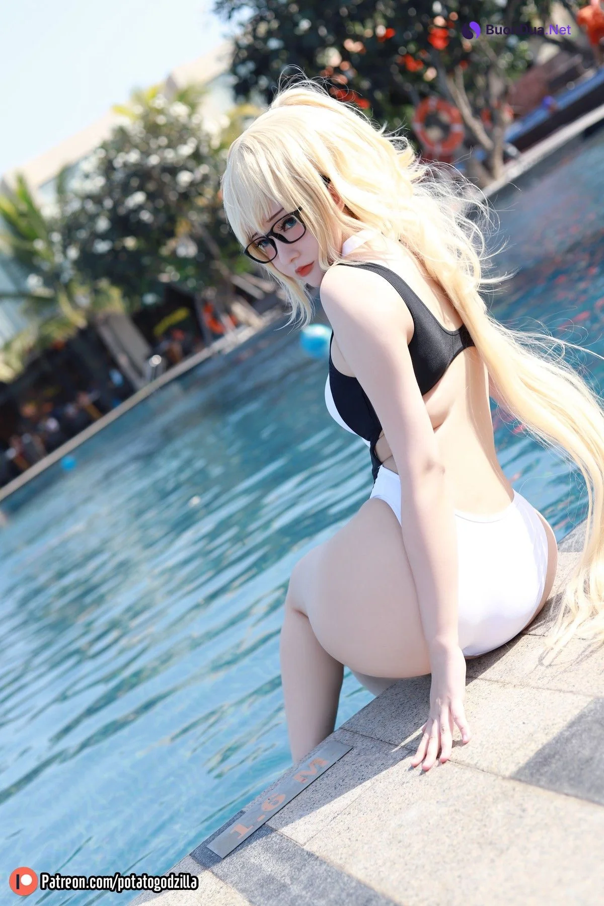 Potato Godzilla Cosplay Jeanne d’Arc Swimsuit - Photo 17