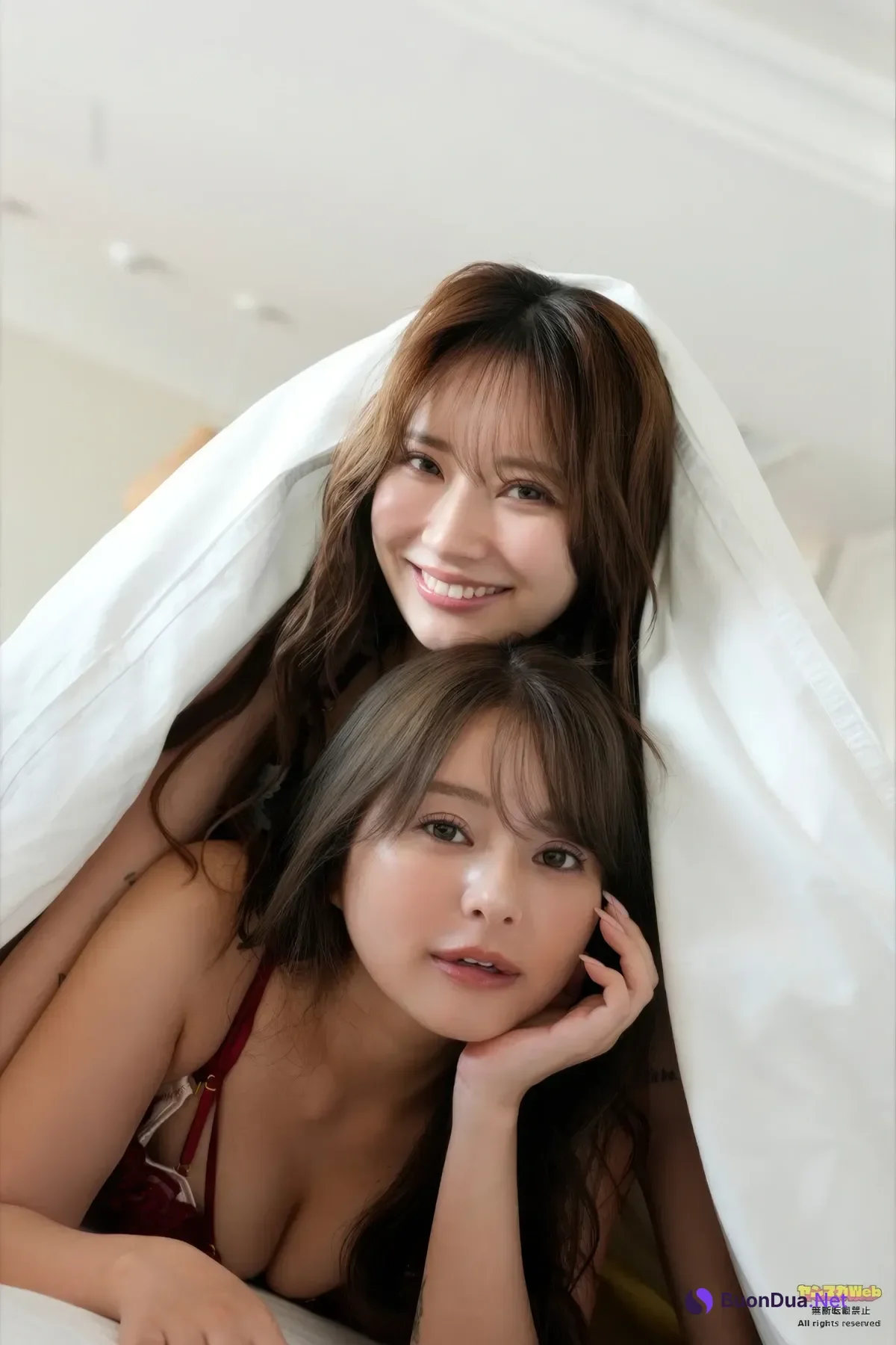 PyunA ぴょな, uka うか, Young Magazine 2025 No.45 (ヤングマガジン 2025年45号) - รูปภาพ 13