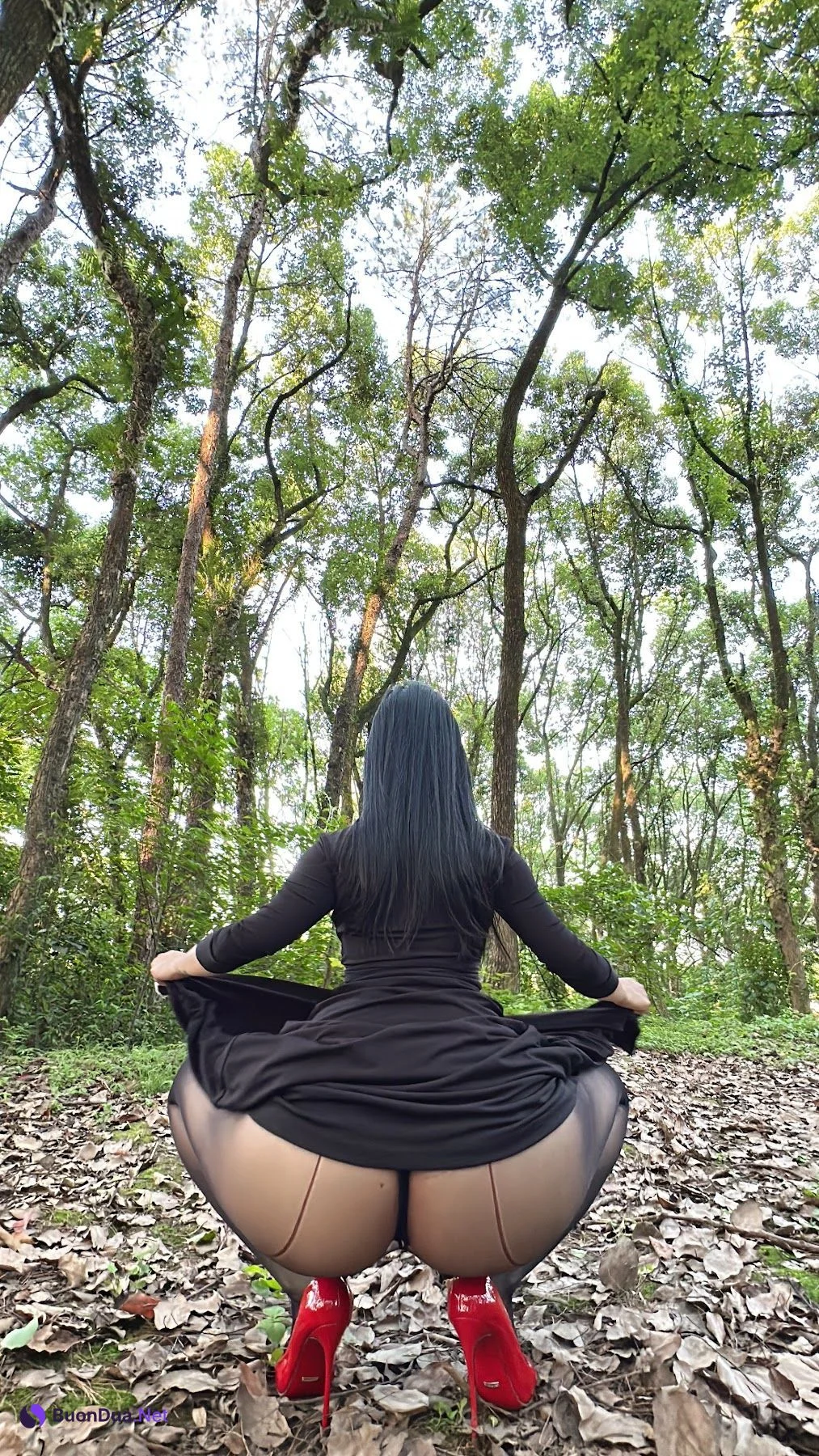 俏妞qiaoniuTT – 户外巨豚 - Photo 19