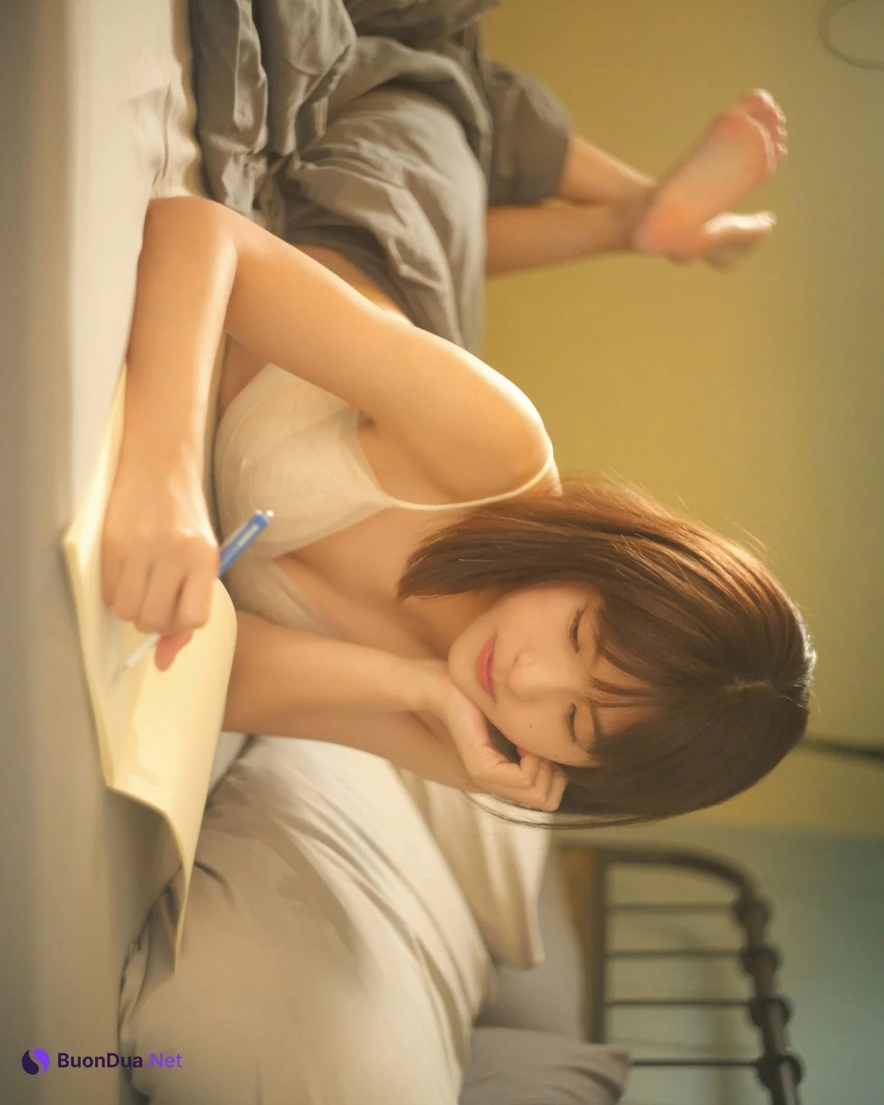 QunQun 峮峮, 2nd写真集 「QUNing」 Set.01 - Photo 11