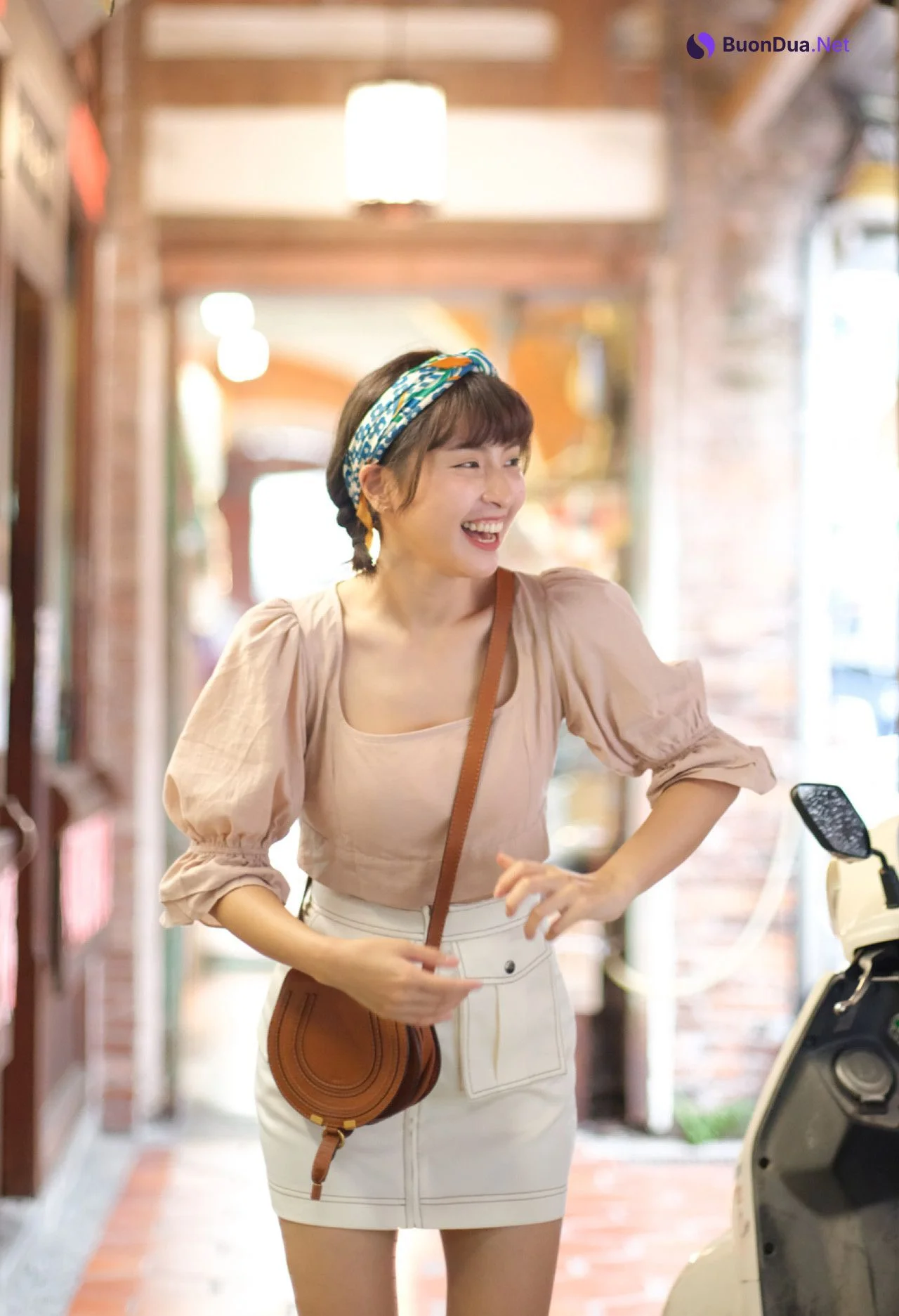 QunQun 峮峮, 2nd写真集 「QUNing」 Set.01 - Photo 4