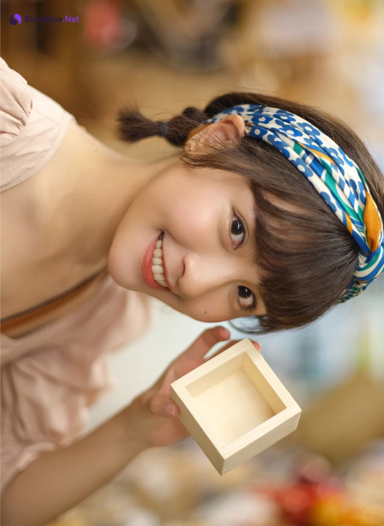 QunQun 峮峮, 2nd写真集 「QUNing」 Set.01 - Photo 7