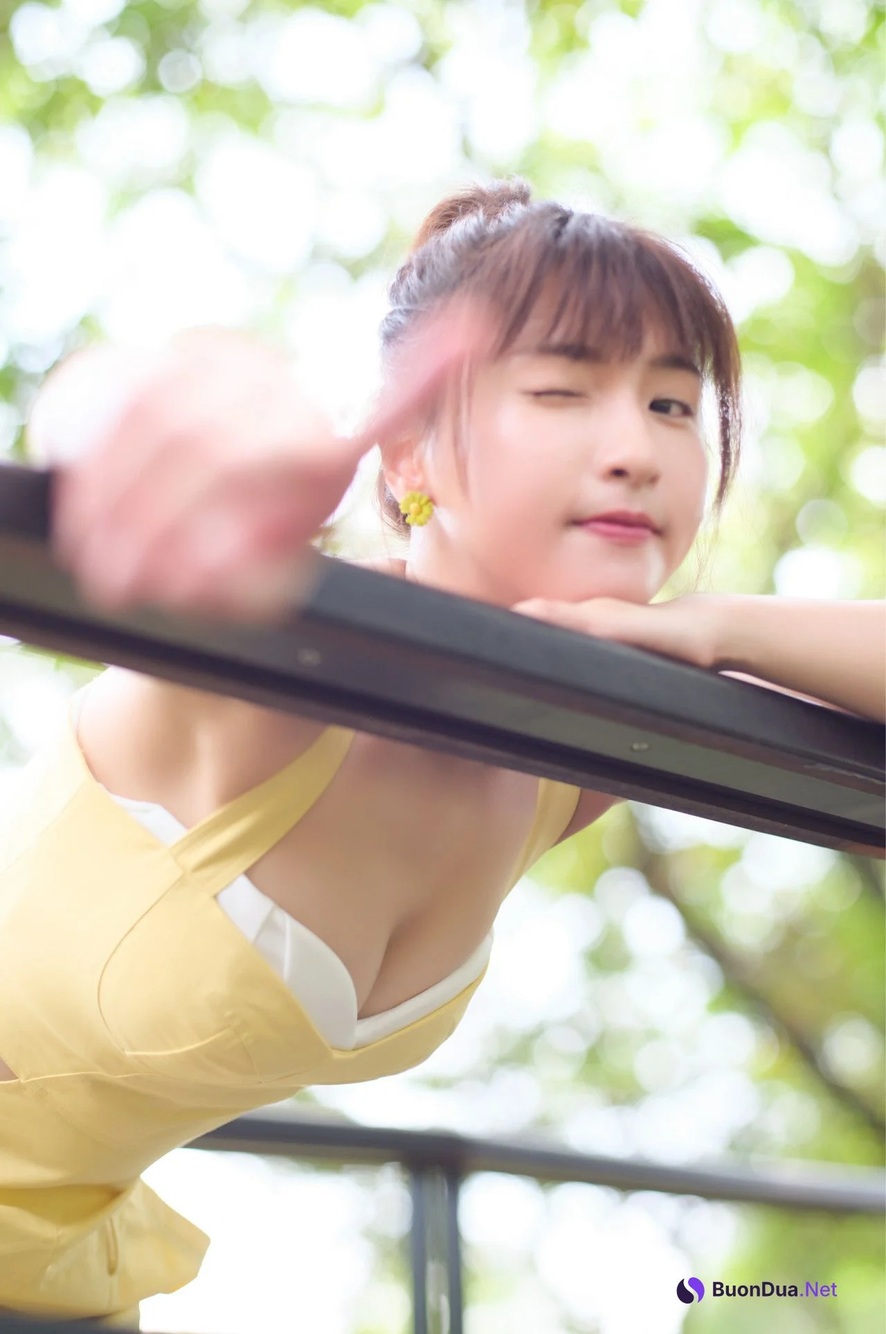QunQun 峮峮, 2nd写真集 「QUNing」 Set.02 - Photo 5