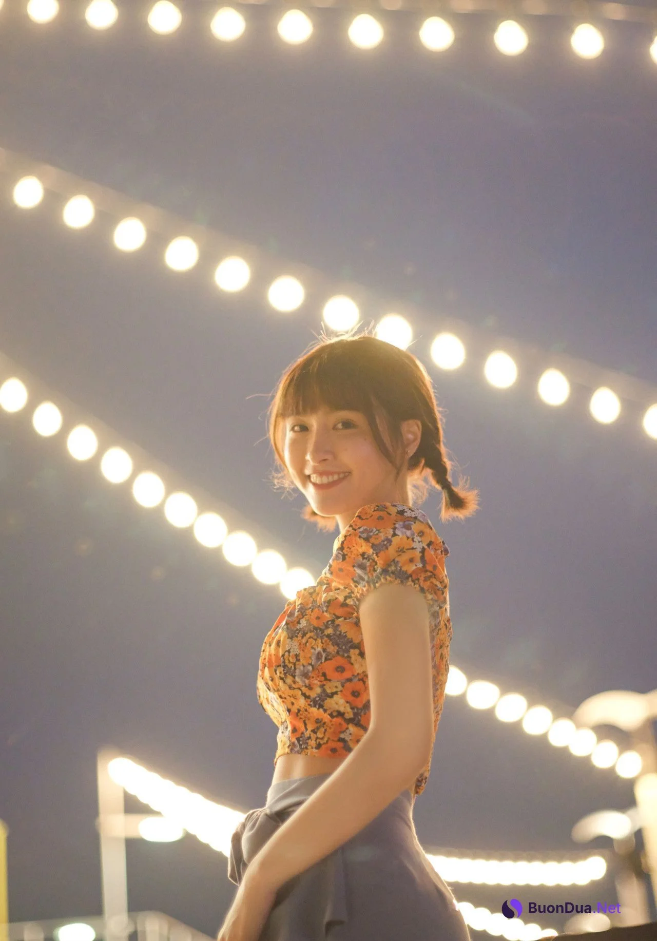 QunQun 峮峮, 2nd写真集 「QUNing」 Set.03 - Photo 7