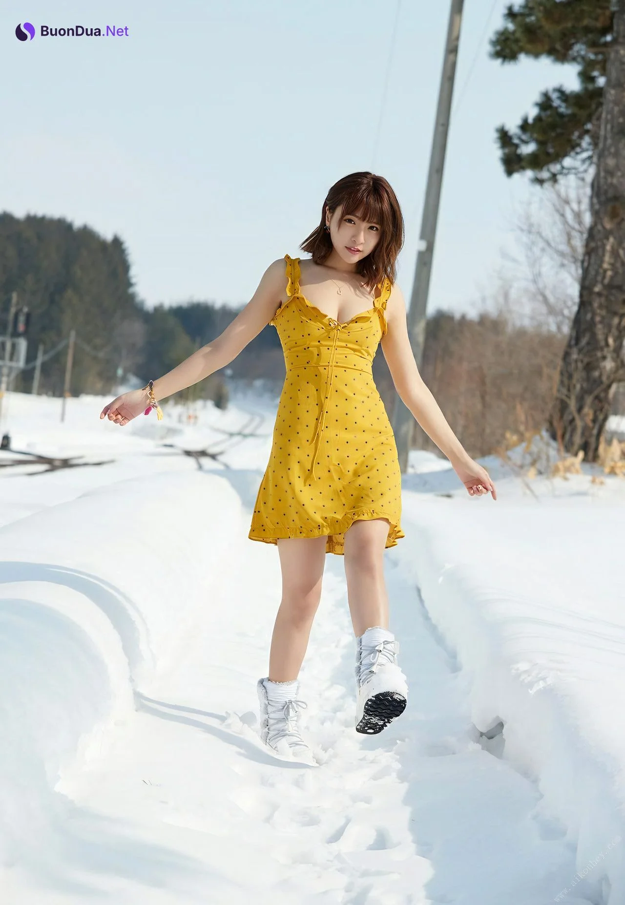 QunQun 峮峮, 一見峮心 峮峮個人寫真書 數位精華版 Set.01 - Photo 12