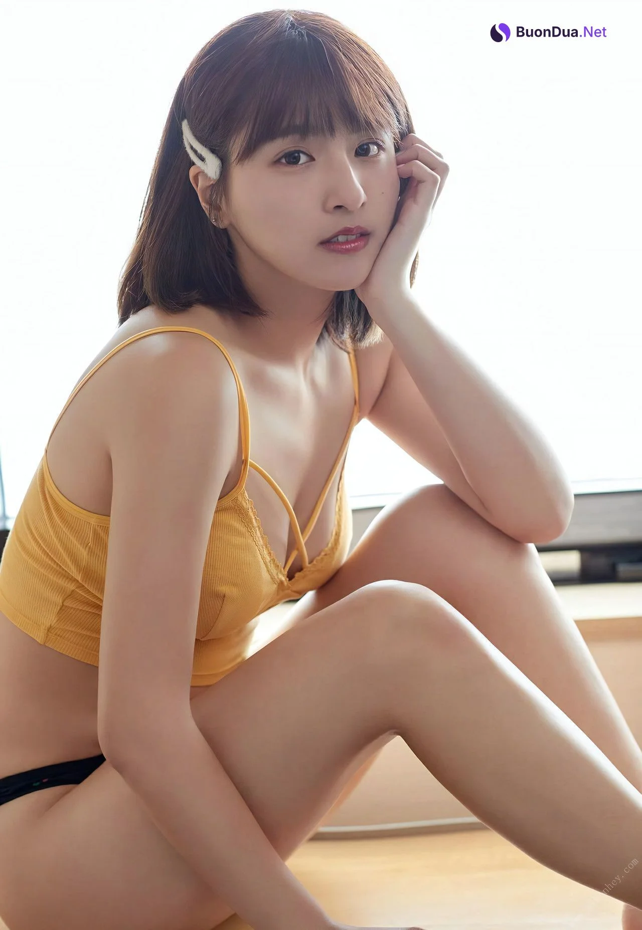 QunQun 峮峮, 一見峮心 峮峮個人寫真書 數位精華版 Set.02 - Photo 3