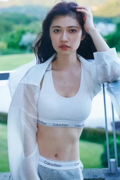 Ranze Terada 寺田蘭世, 1stデジタル写真集 「なぜ、忘れられないんだろう？」