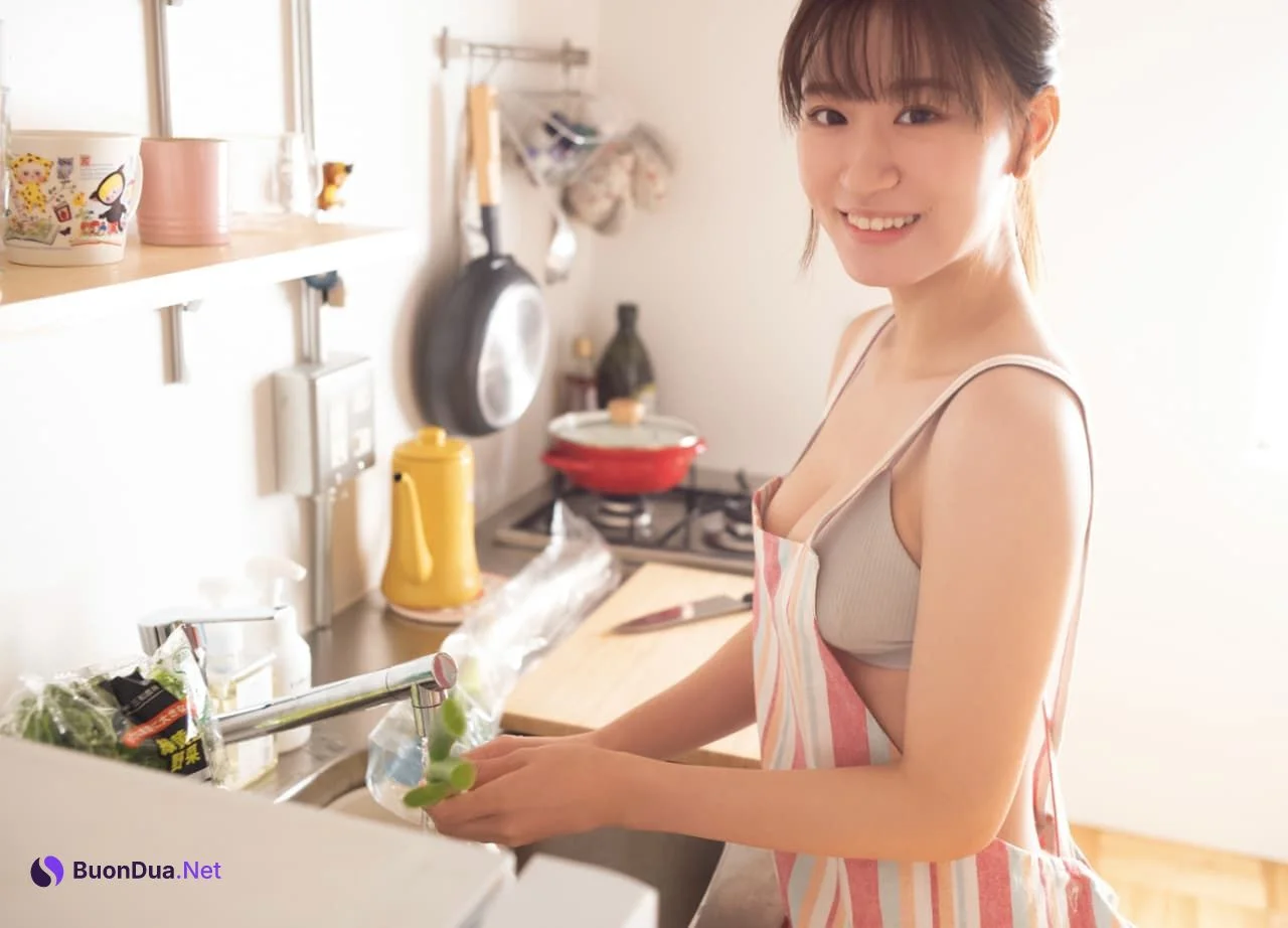 Rei Jonishi 上西怜, FRIDAY Digital 2022.02.04 (フライデー 2022年2月4日号) - Photo 3