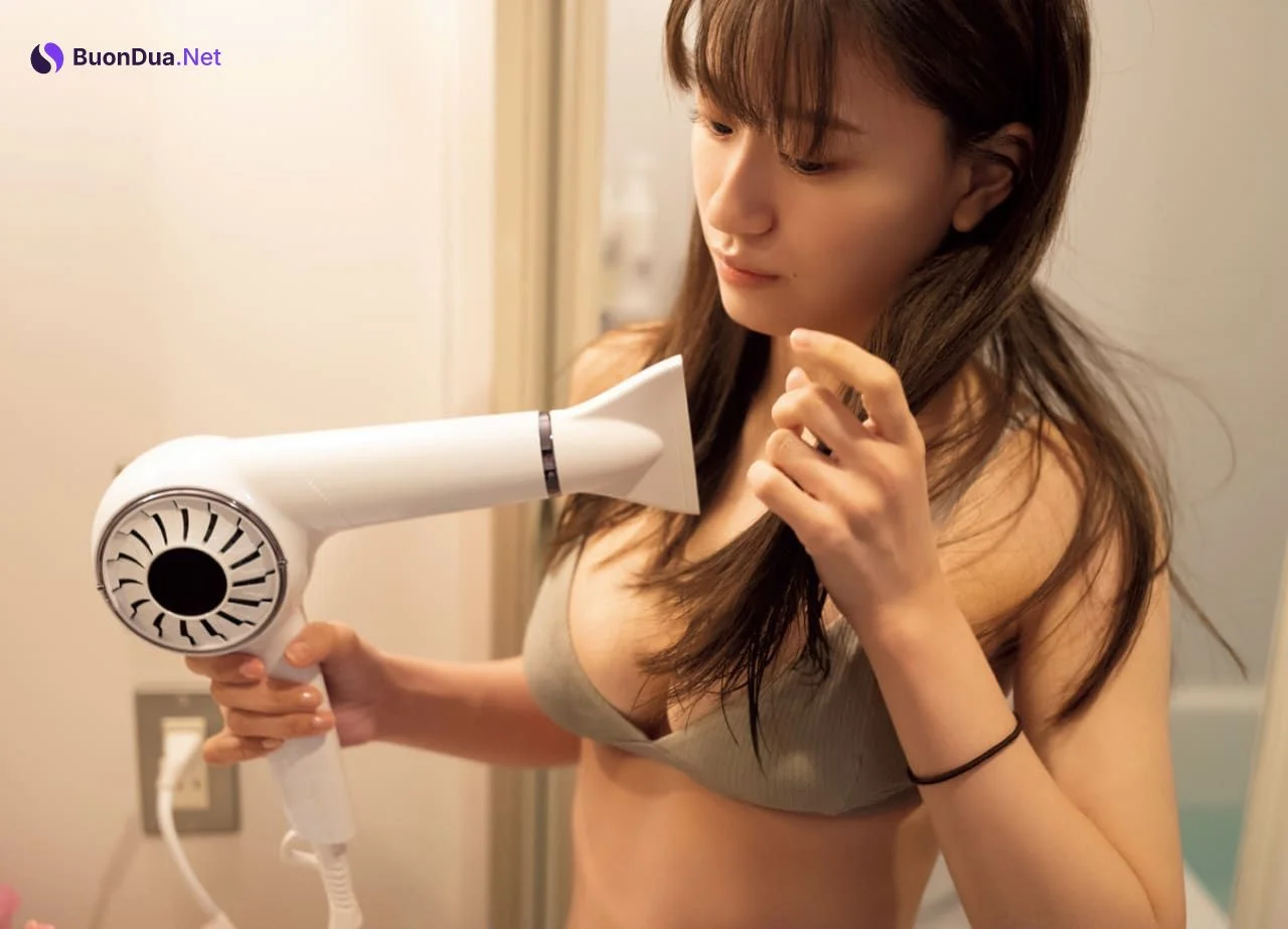 Rei Jonishi 上西怜, FRIDAY Digital 2022.02.04 (フライデー 2022年2月4日号) - Photo 6