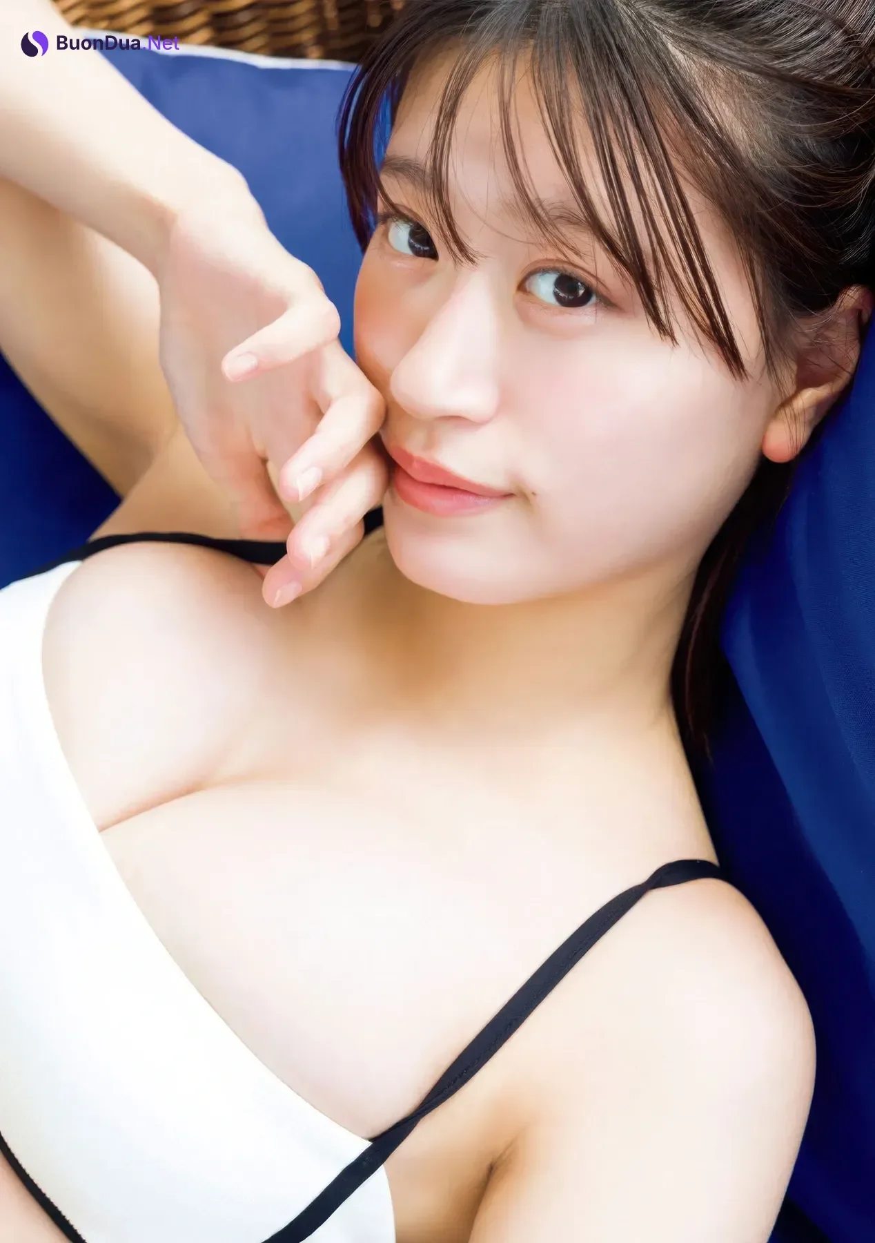 Rei Jonishi 上西怜, Young Magazine 2025 No.42 (ヤングマガジン 2025年42号) - Photo 8