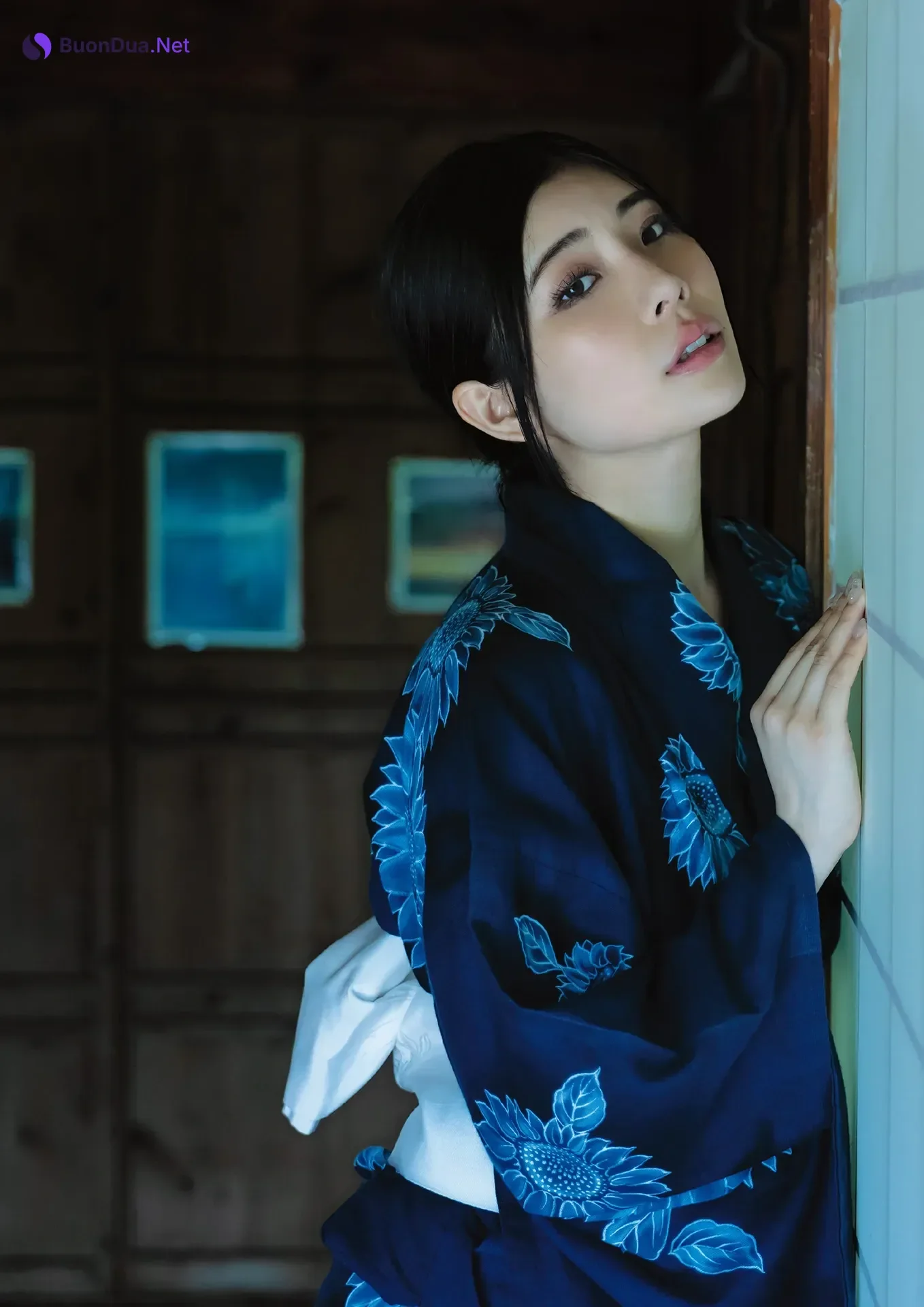 Rei Kamiki 神木麗, 写真集 「Beyond」 Set.01 - Photo 2