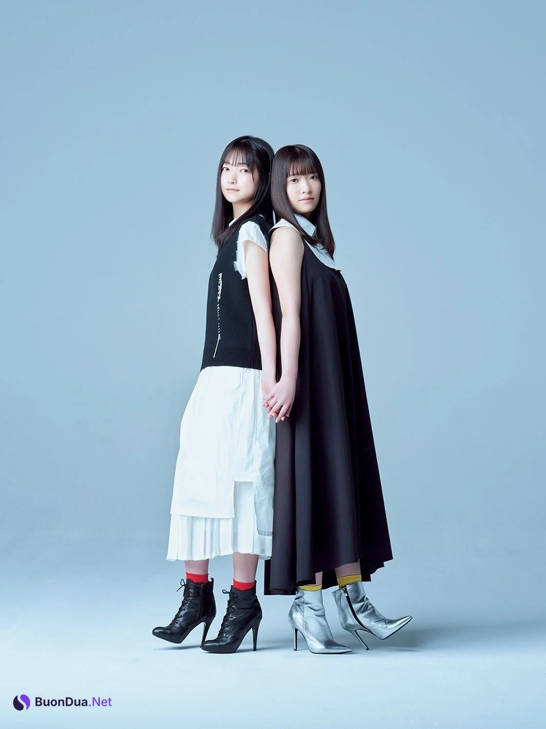 Rei Ozono 大園玲, Akiho Onuma 大沼晶保, Shonen Magazine 2021 No.01 (週刊少年マガジン 2021年01号) - Photo 5