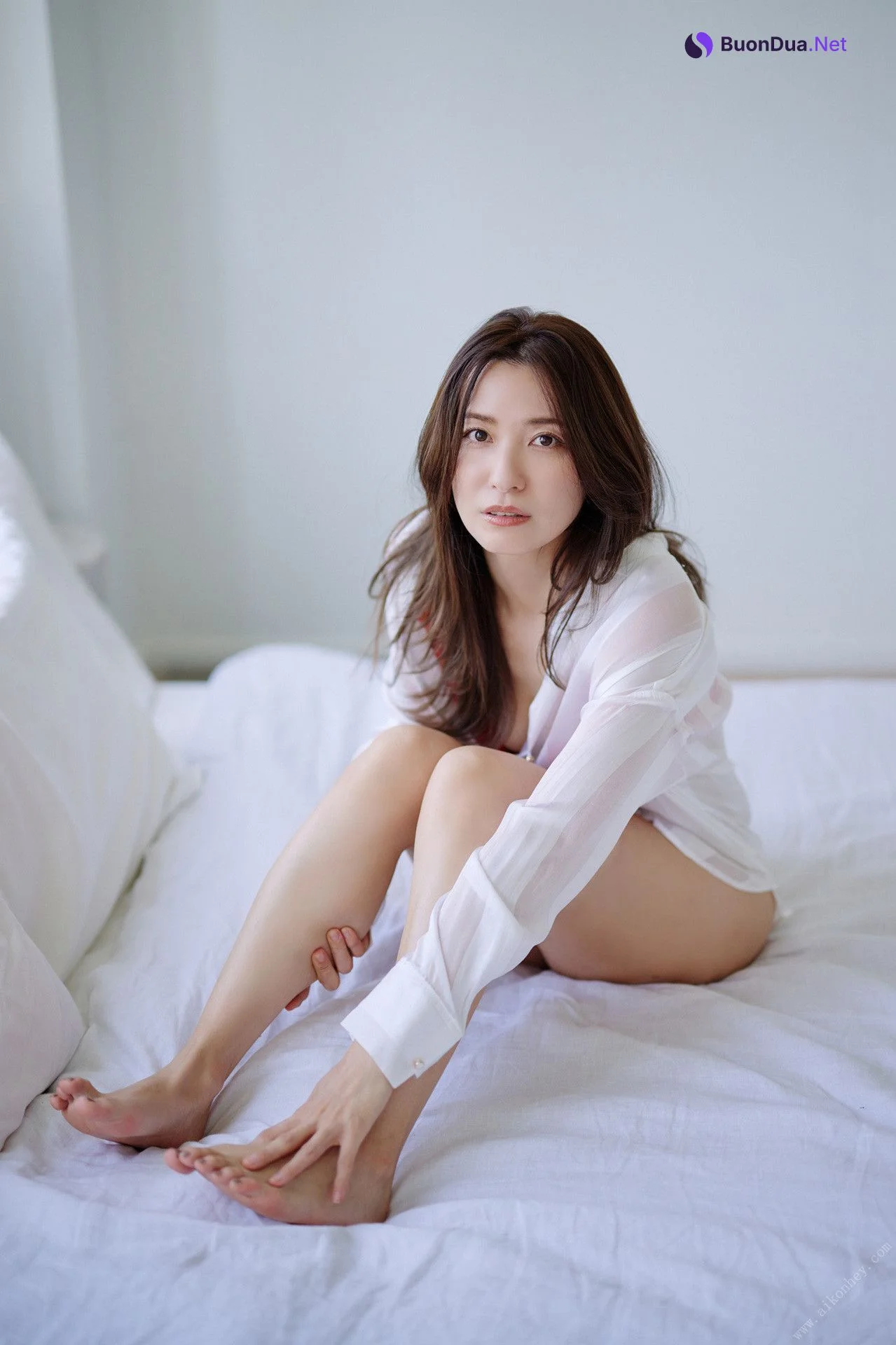 Rei Toda 戸田れい, 週刊ポストデジタル写真集 「金魚のようにゆらめいて」 Set.01 - Photo 2