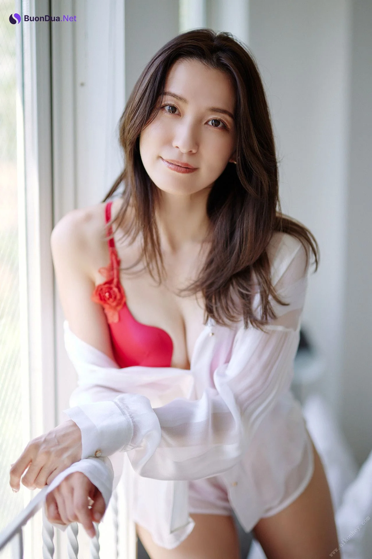 Rei Toda 戸田れい, 週刊ポストデジタル写真集 「金魚のようにゆらめいて」 Set.01 - Photo 3