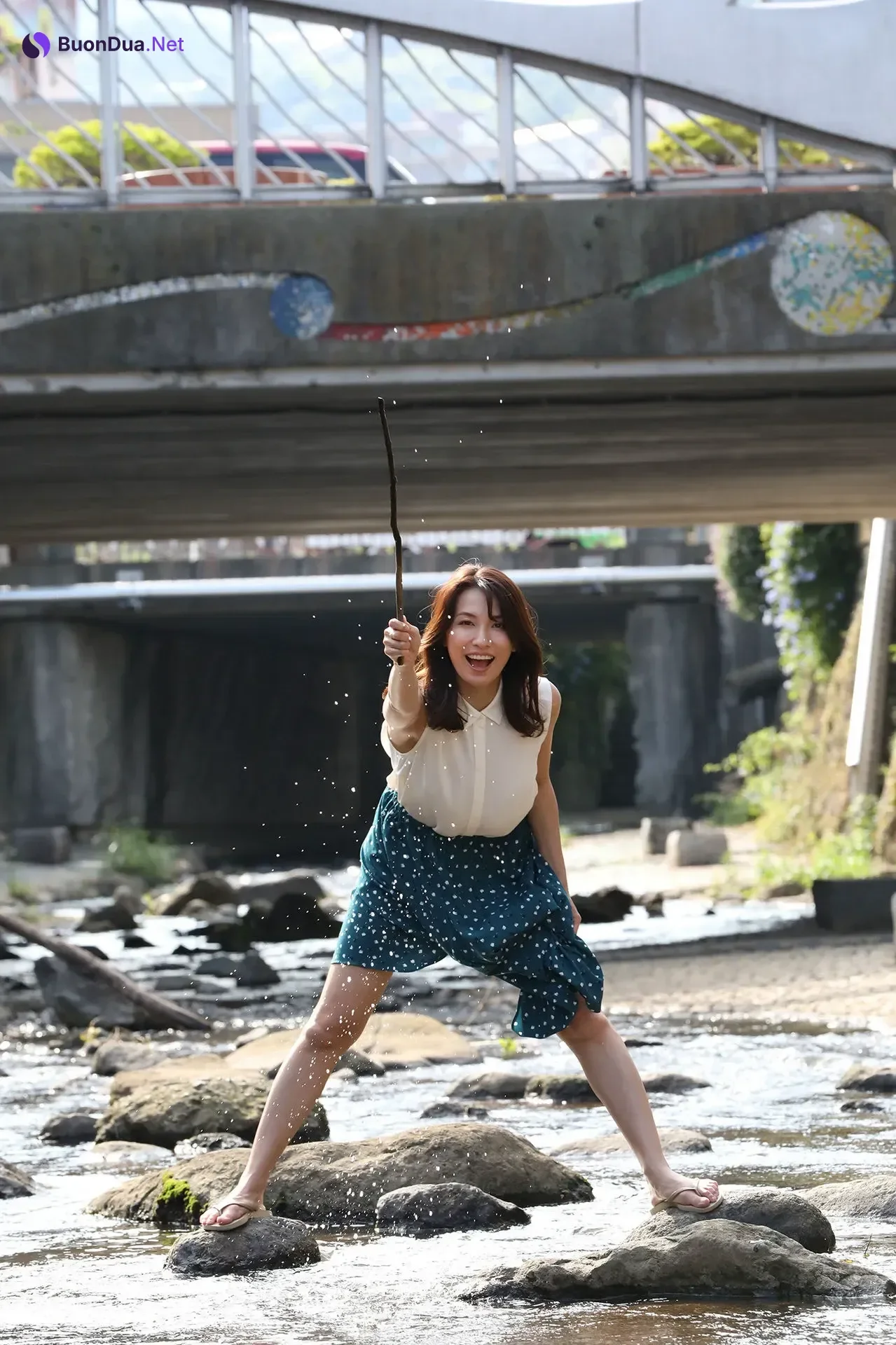 Rei Toda 戸田れい, 週刊ポストデジタル写真集 「夢なら醒めないで」 Set.02 - Photo 3