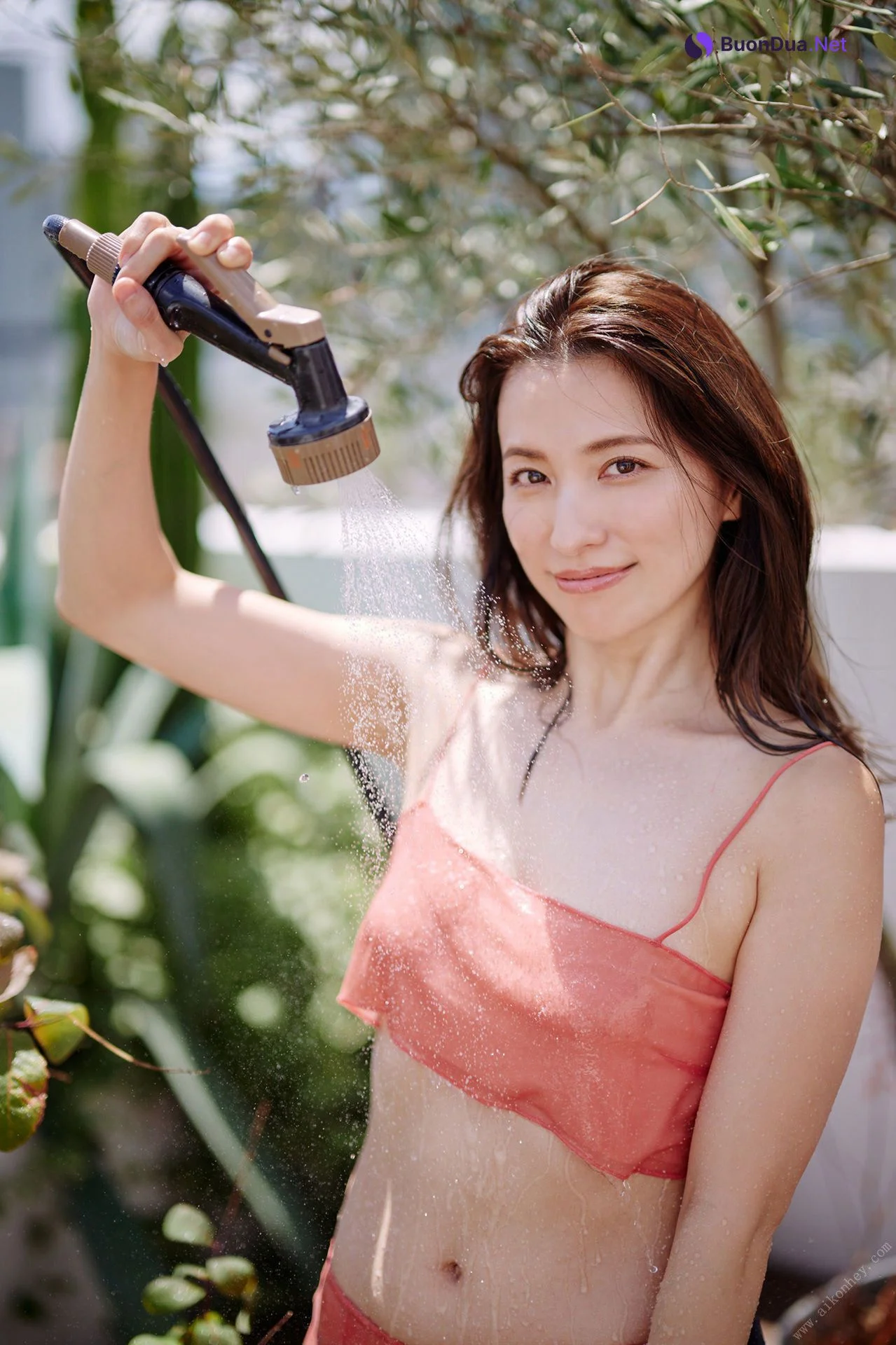 Rei Toda 戸田れい, 週刊ポストデジタル写真集 「金魚のようにゆらめいて」 Set.02 - รูปภาพ 3
