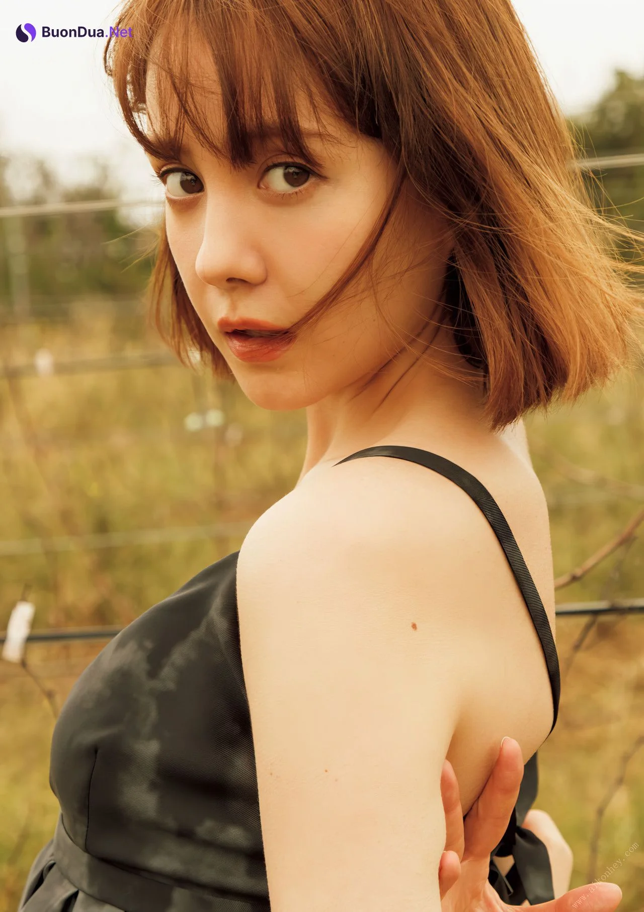 Reina Triendl トリンドル玲奈, 写真集 [あいまい] Set.02 - Photo 10