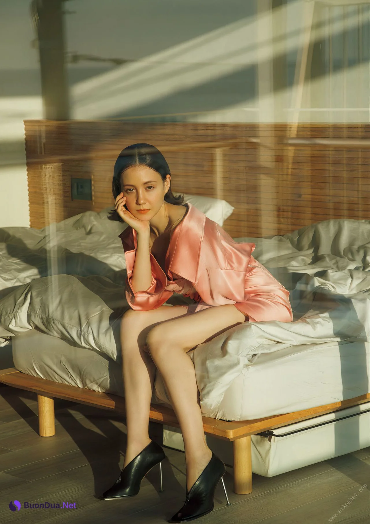 Reina Triendl トリンドル玲奈, 写真集 [あいまい] Set.02 - Photo 18