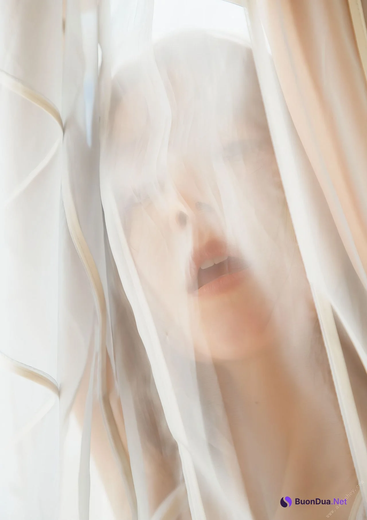 Reina Triendl トリンドル玲奈, 写真集 [あいまい] Set.03 - Photo 13