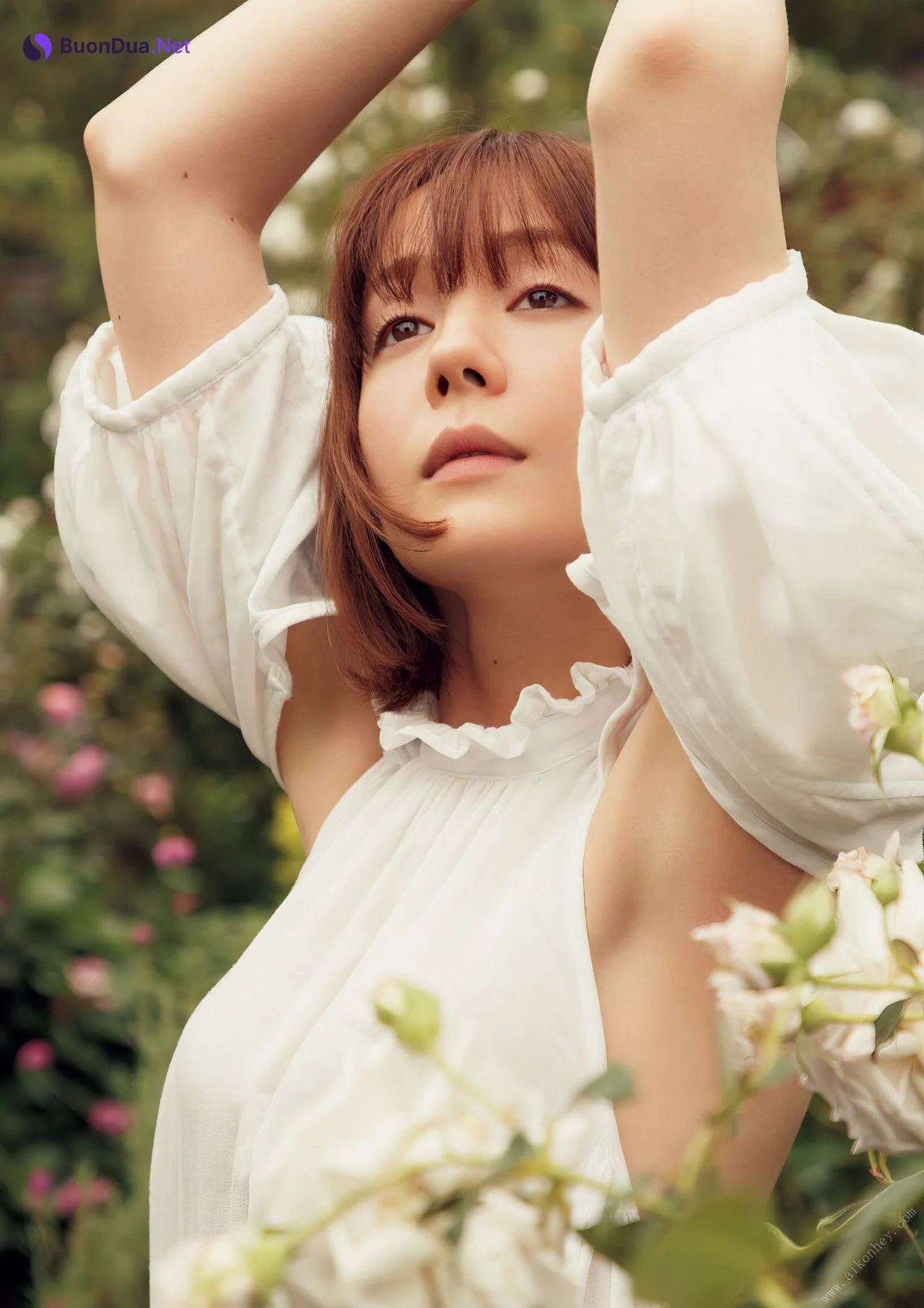 Reina Triendl トリンドル玲奈, 写真集 [あいまい] Set.04 - Photo 4