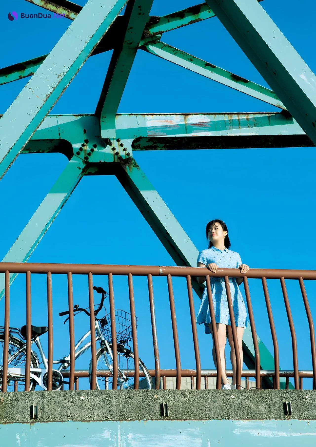 Reina Yokoyama 横山玲奈, 写真集 [REINA is eighteen ～N to S～] Set.01 - 写真 19