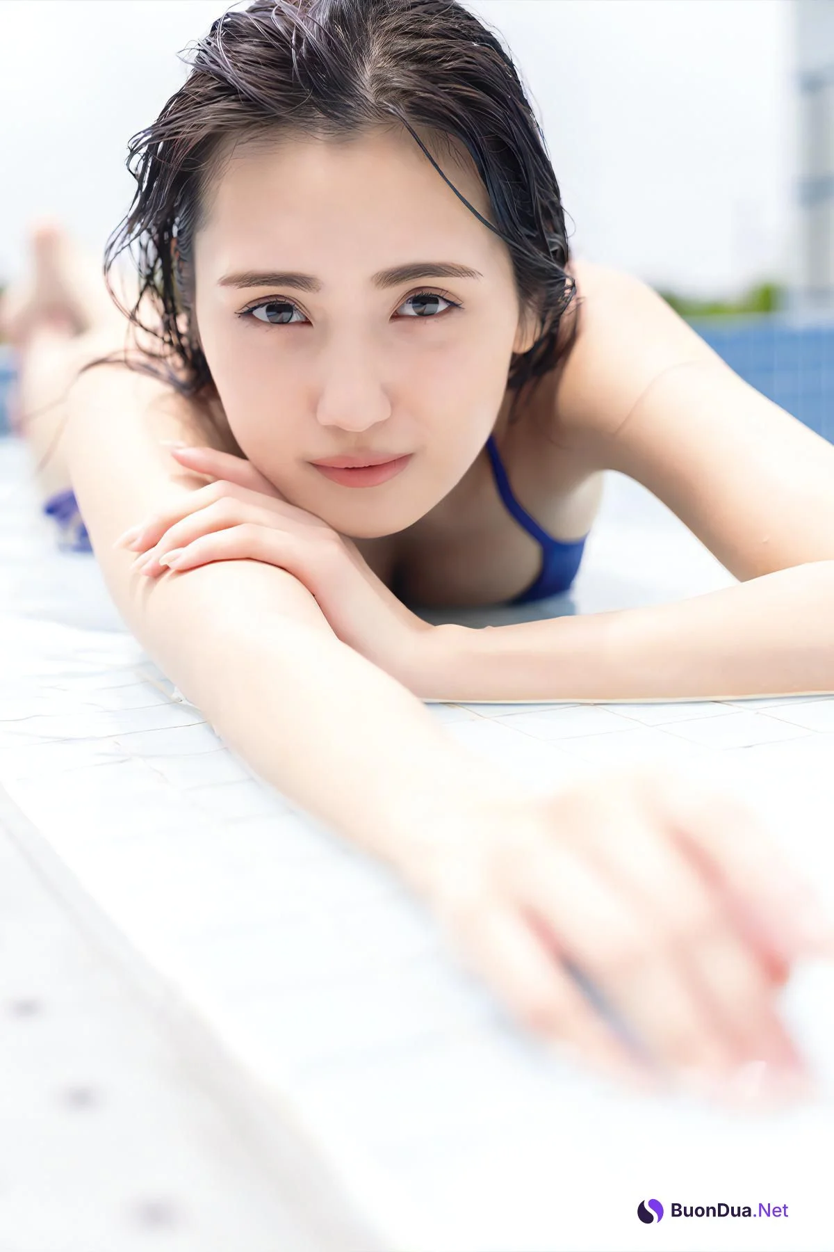 Rena Amano 天野レナ, Young Gangan 2023 No.20 (ヤングガンガン 2023年20号) - Photo 12