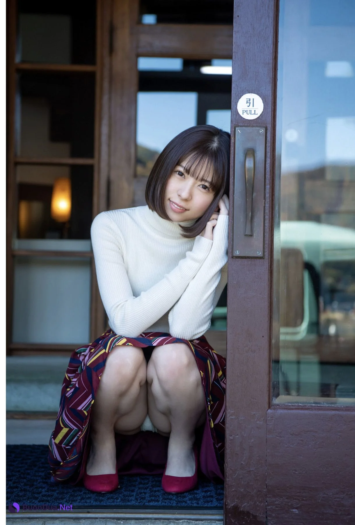Rena Aoi あおいれな, 美少女と完全主観で過ごすイチャラブ・ヌード写真集 [ハダカの恋人たち] - Photo 4