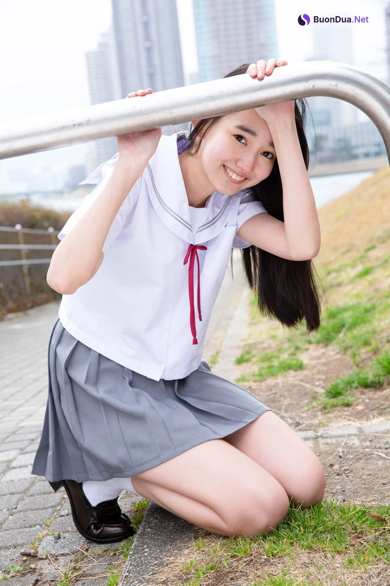 Rena Kuroki 黒木麗奈, FLASHデジタル写真集 「最後の制服」 Set.01 - Photo 6