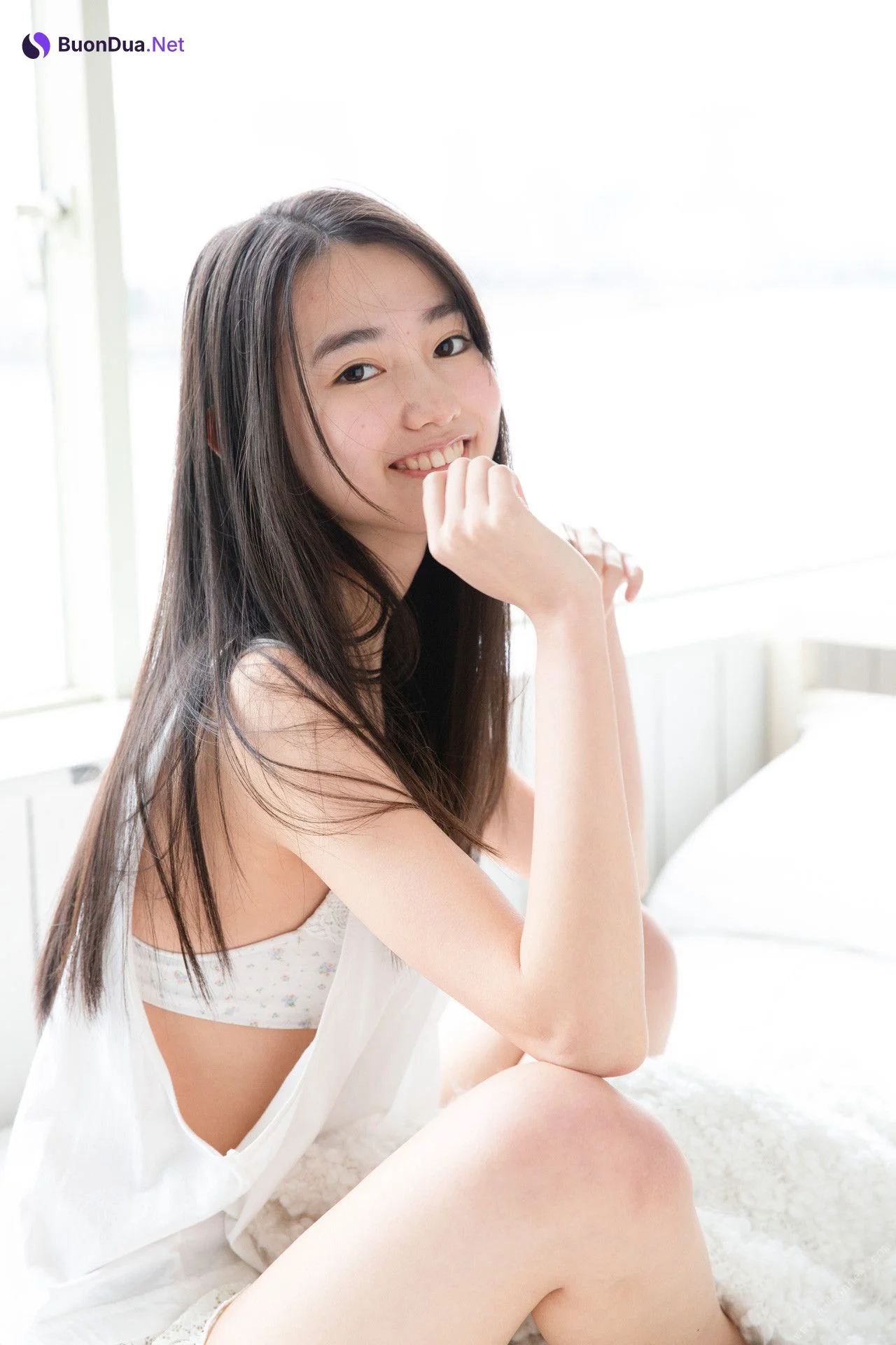 Rena Kuroki 黒木麗奈, FLASHデジタル写真集 「最後の制服」 Set.02 - Photo 11