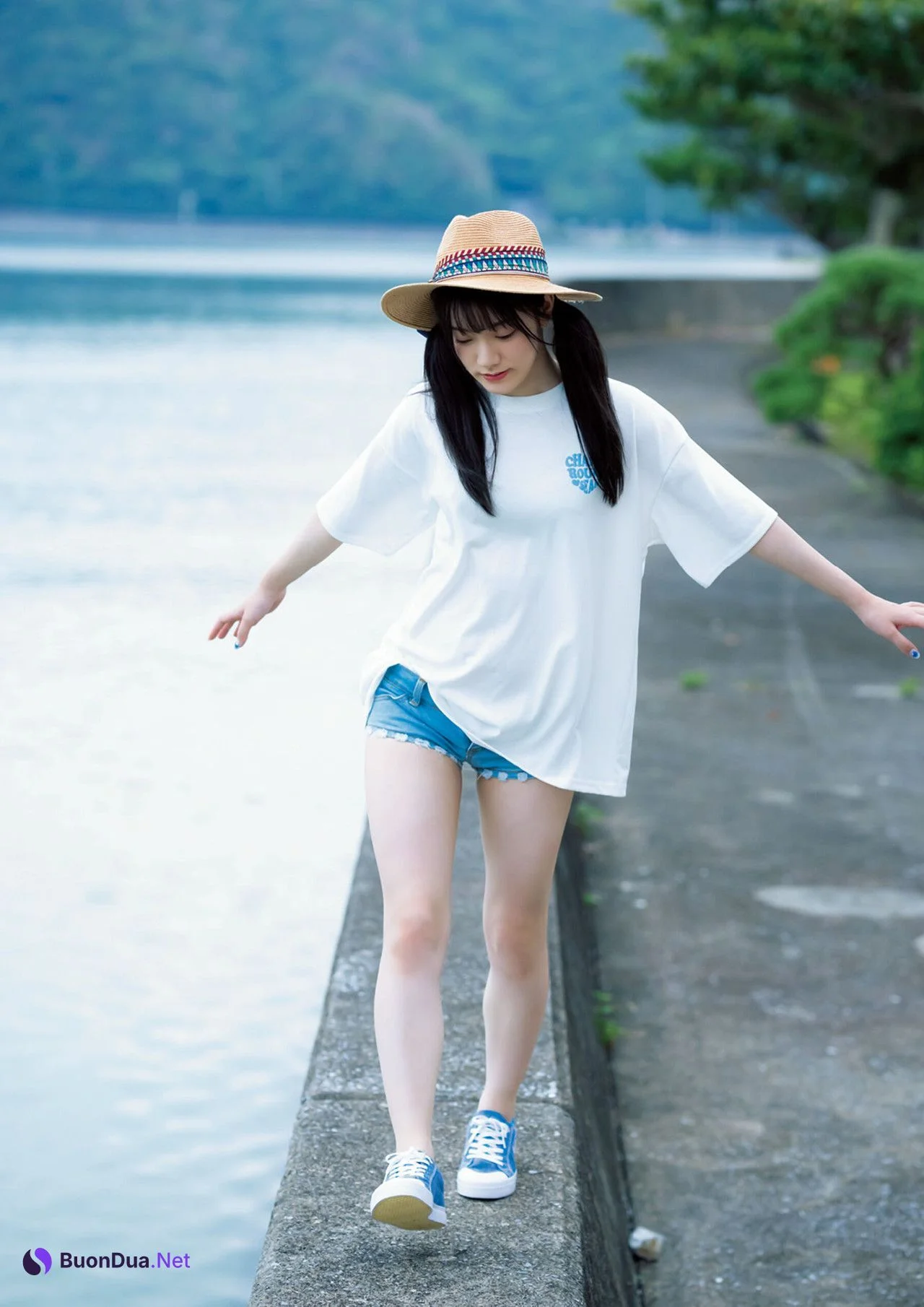 Rena Miyashita 宮下玲奈, 1st写真集 『透明少女』 《増ページ デジタル特装版》 Set.04 - Photo 3