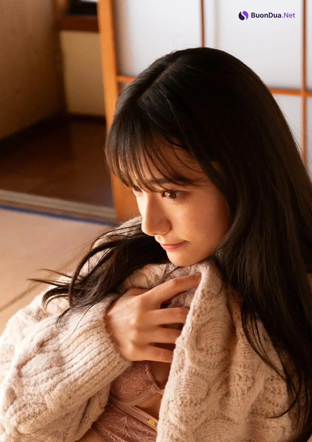 Rena Miyashita 宮下玲奈 – 写真集 「The fate of fake love」 - Photo 10