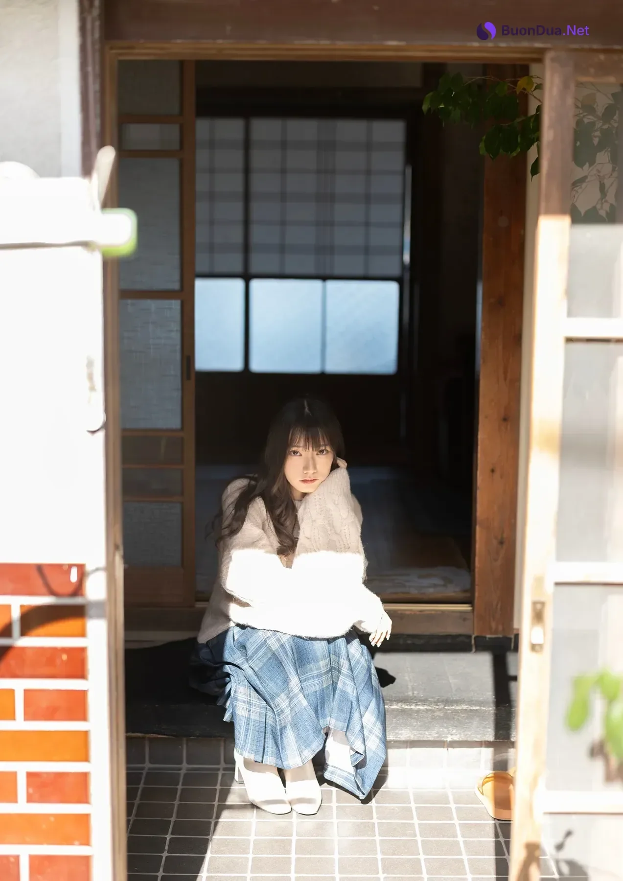 Rena Miyashita 宮下玲奈 – 写真集 「The fate of fake love」 - Photo 5